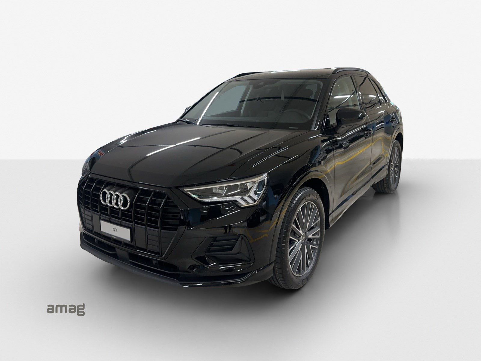 AUDI Q3 35 TFSI advanced Attraction S-tronic