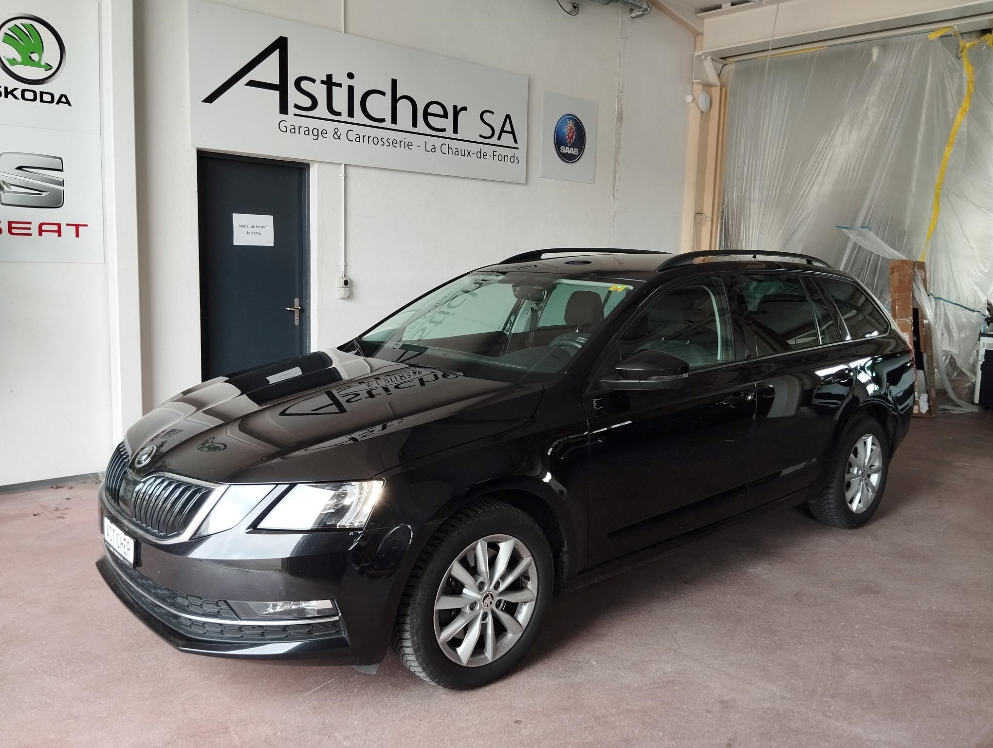 SKODA Octavia Combi 2.0 TSI Style DSG