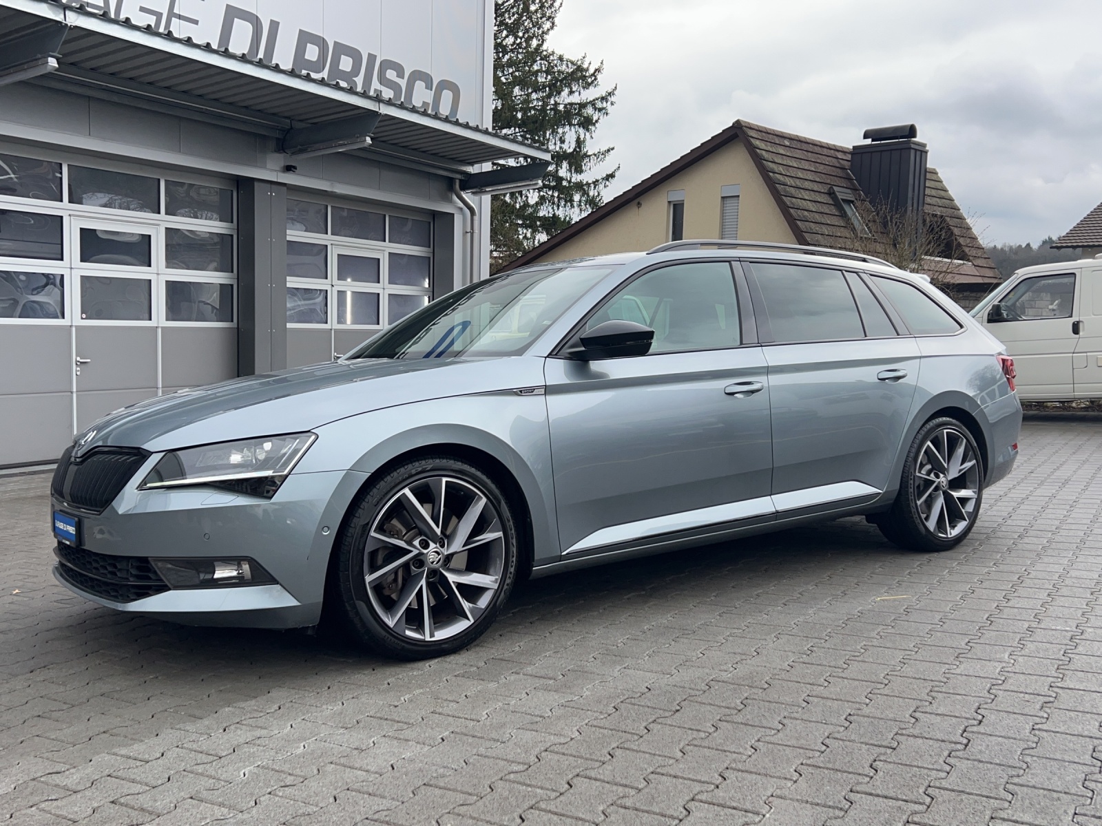 SKODA Superb Combi 2.0 TSI SportLine+ DSG 4x4