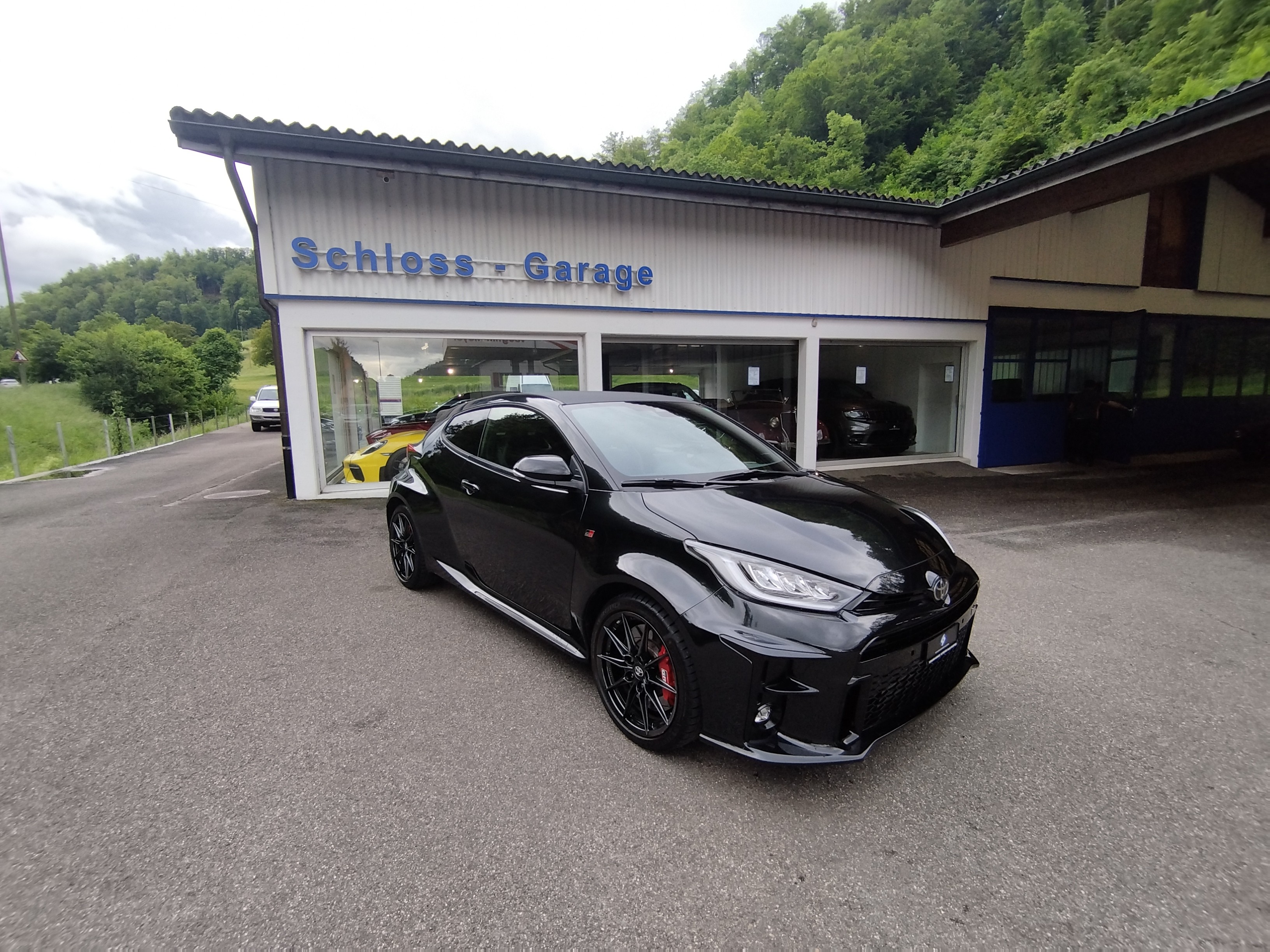 TOYOTA Yaris 1.6 GR Sport