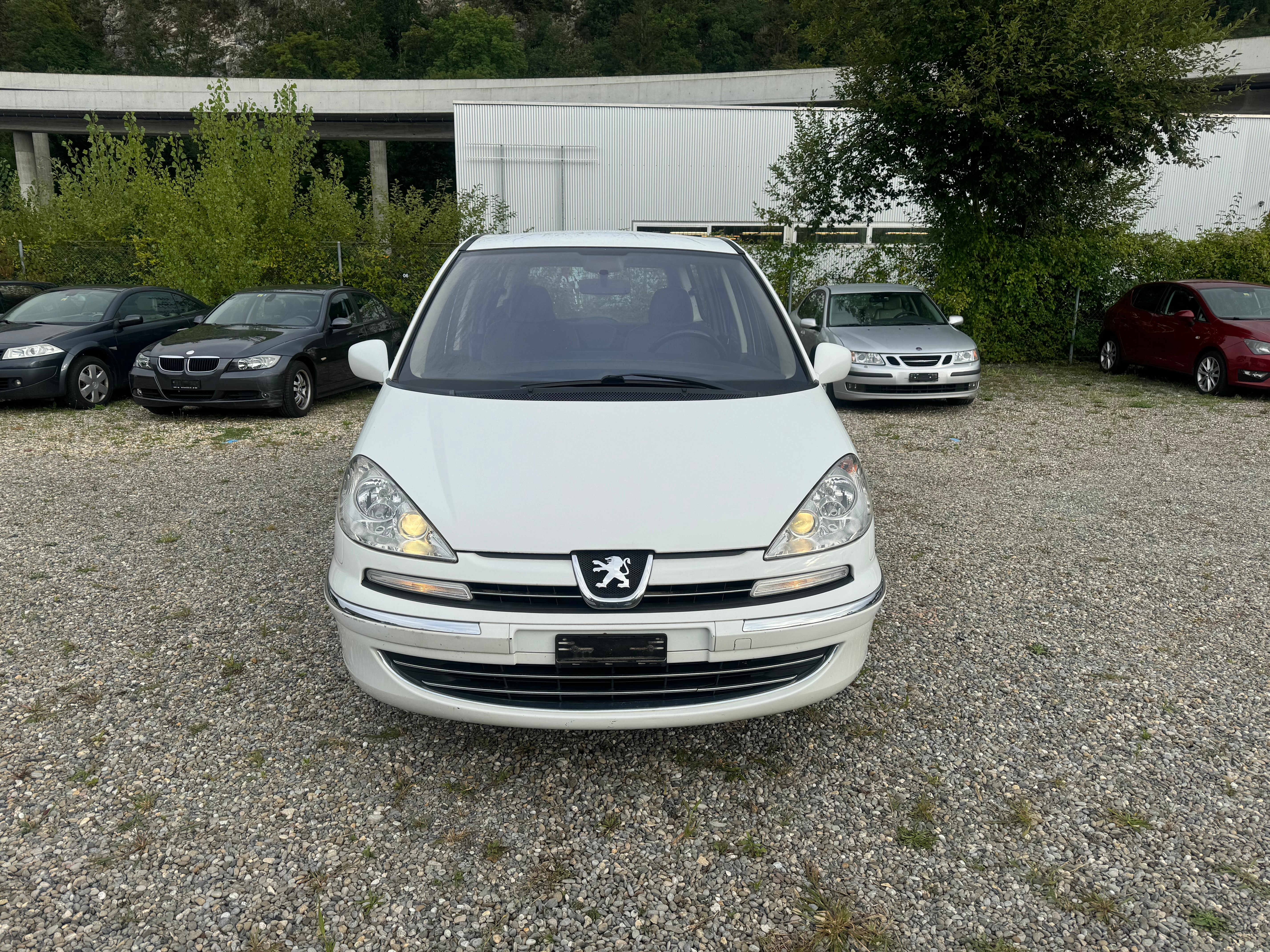 PEUGEOT 807 2.0 16V HDi Family