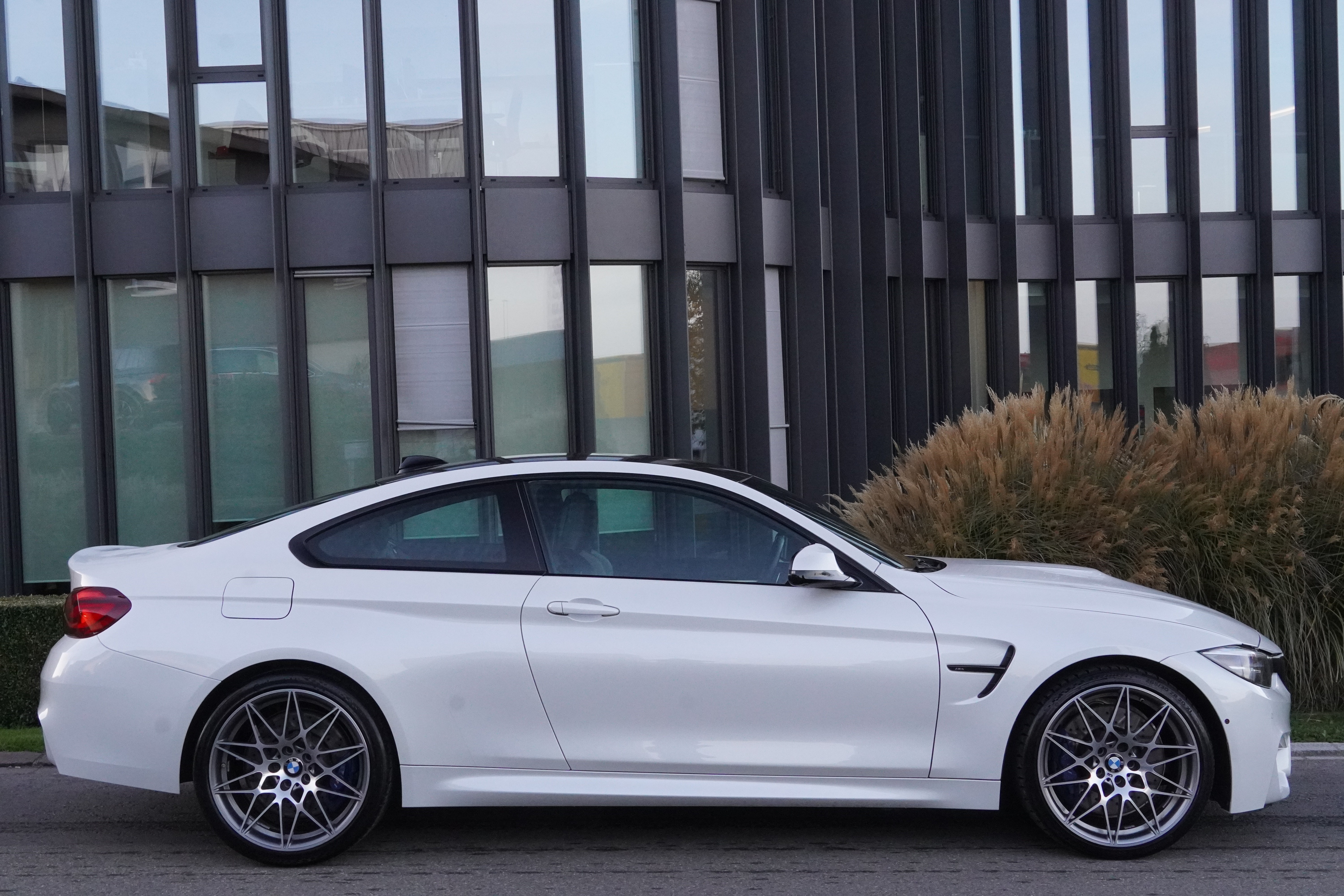 BMW M4 Coupé Competition DKG