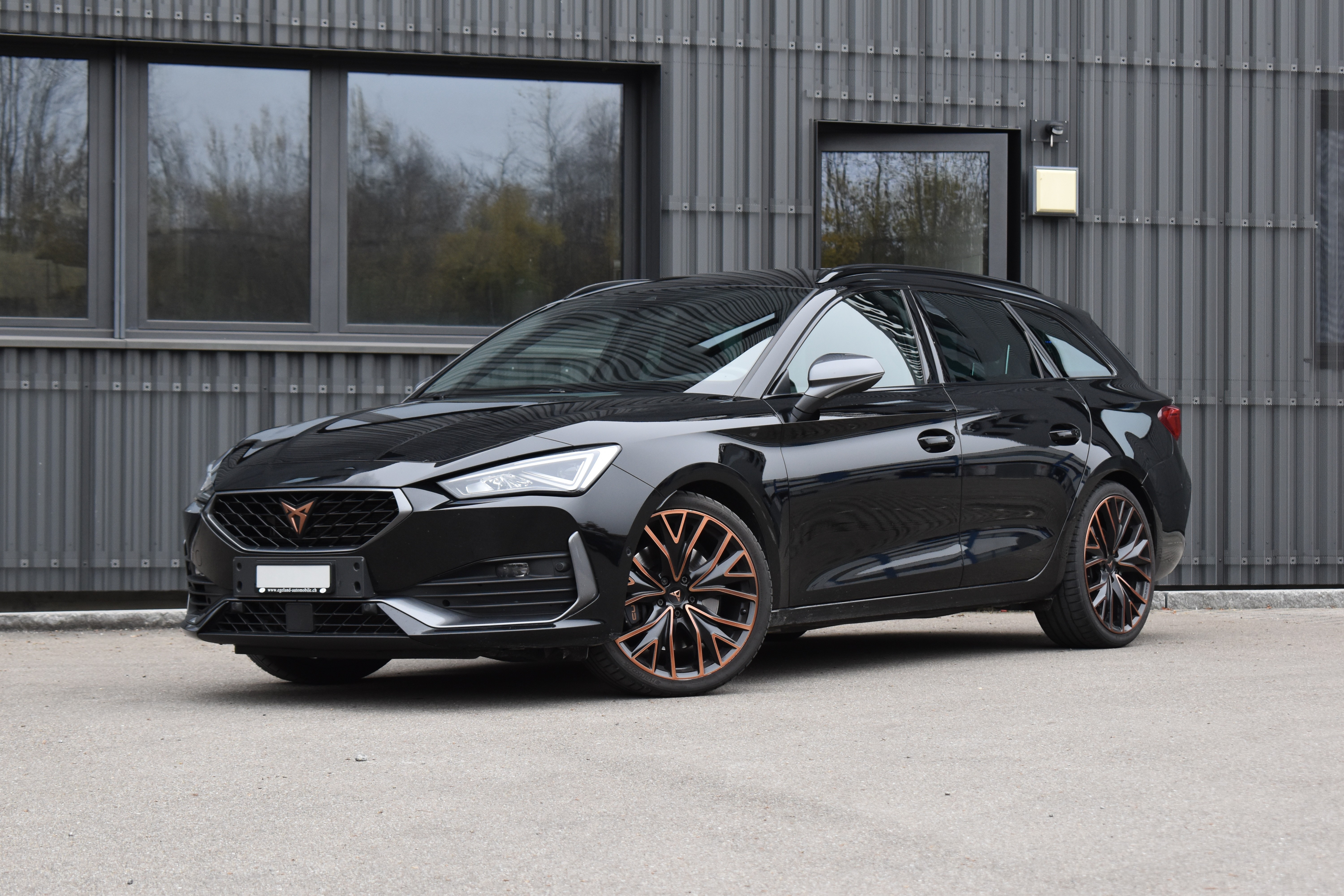 CUPRA LEON ST 2.0 TSI VZ DSG 4Drive