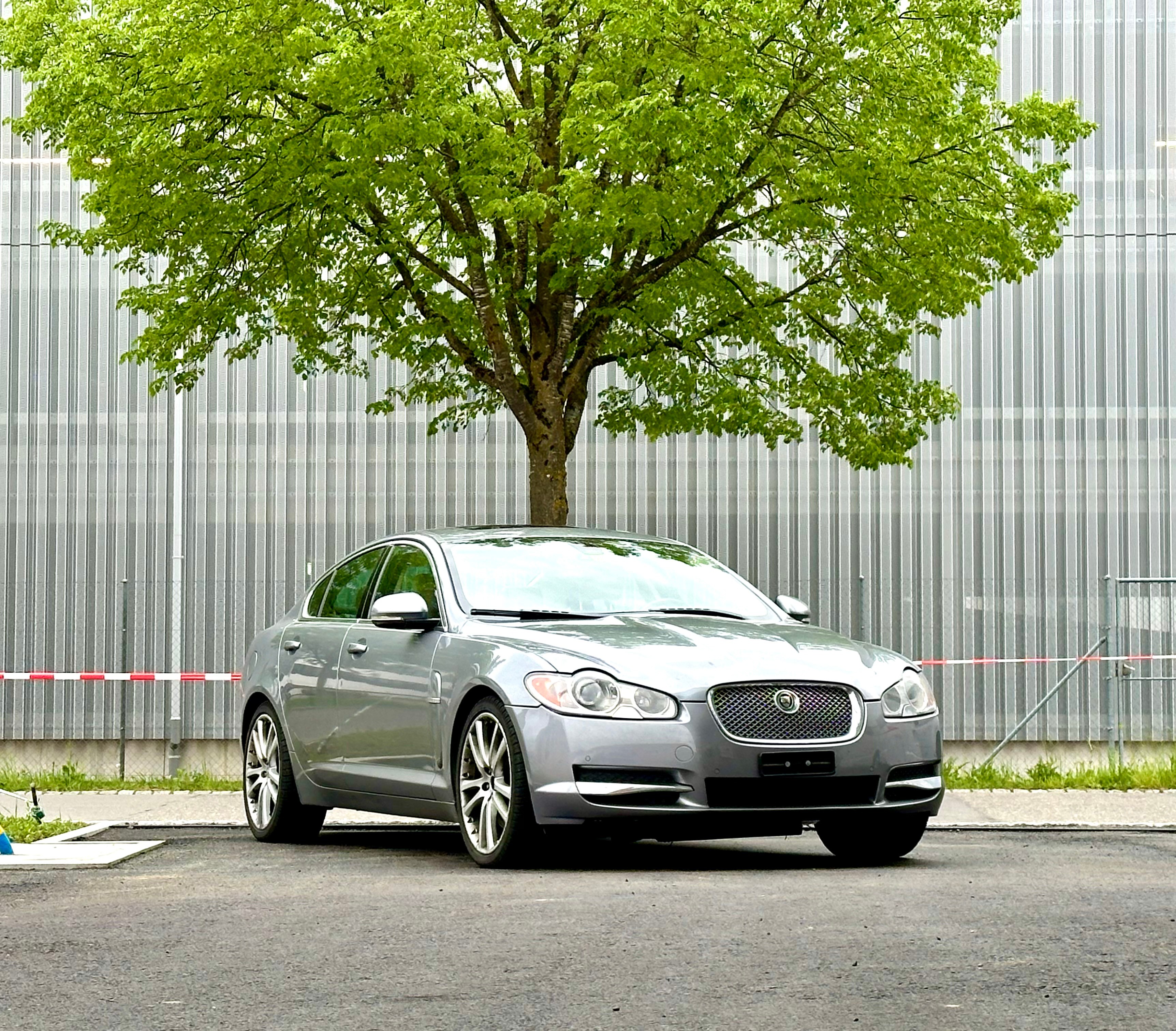 JAGUAR XF 5.0 V8 Portfolio