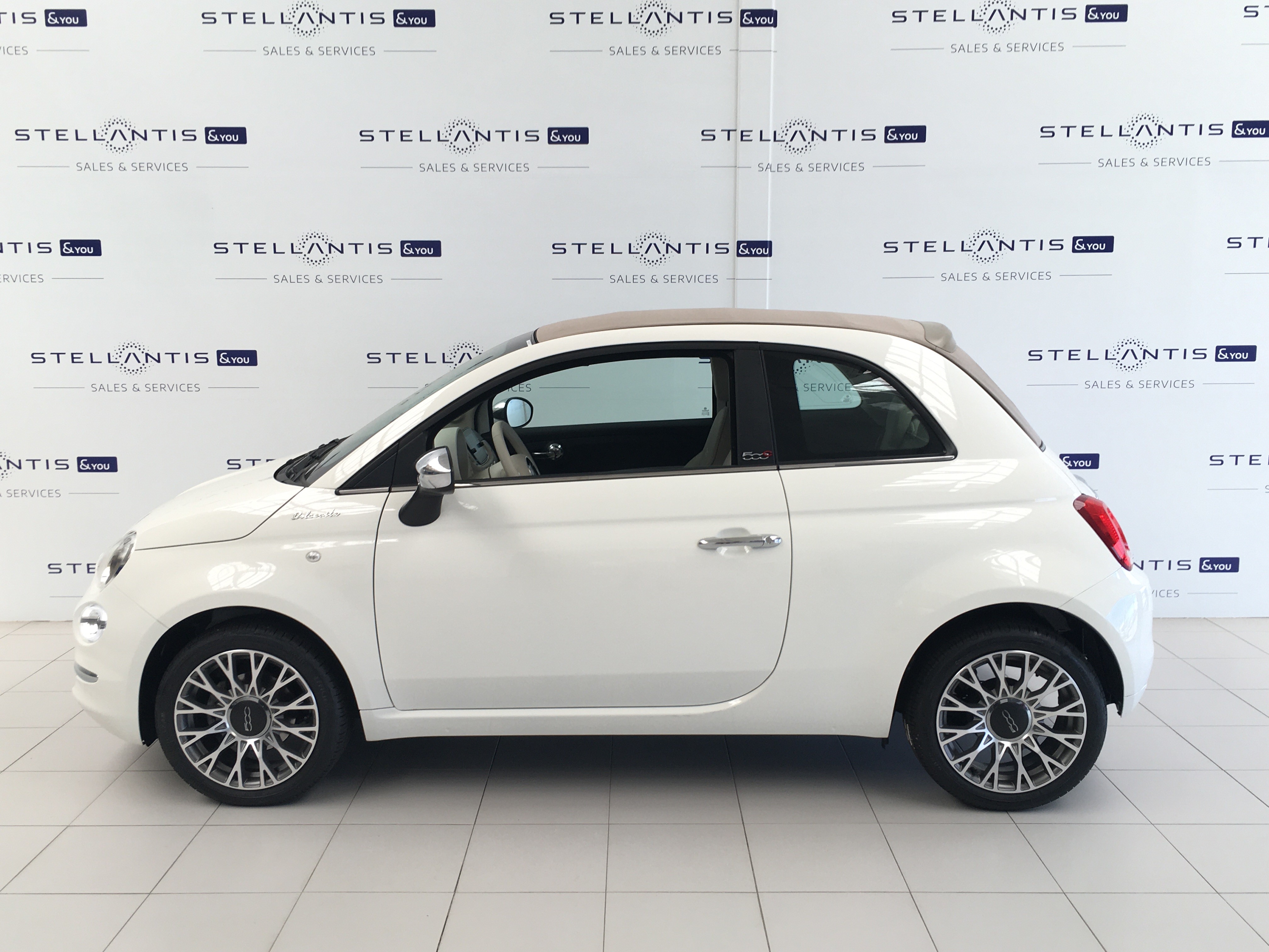 FIAT 500C 1.0 N3 MildHybrid Dolcevita