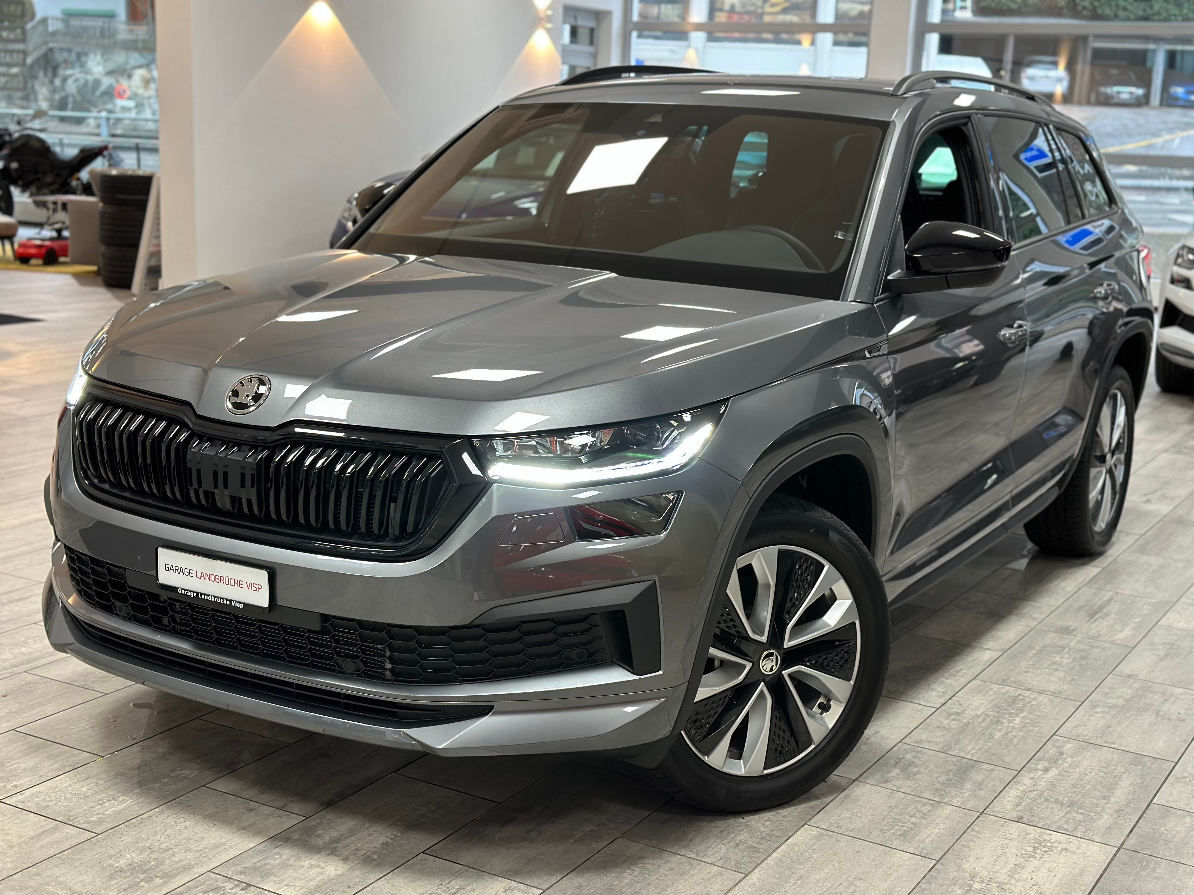 SKODA Kodiaq 2.0 TDI CR SportLine 4x4 DSG