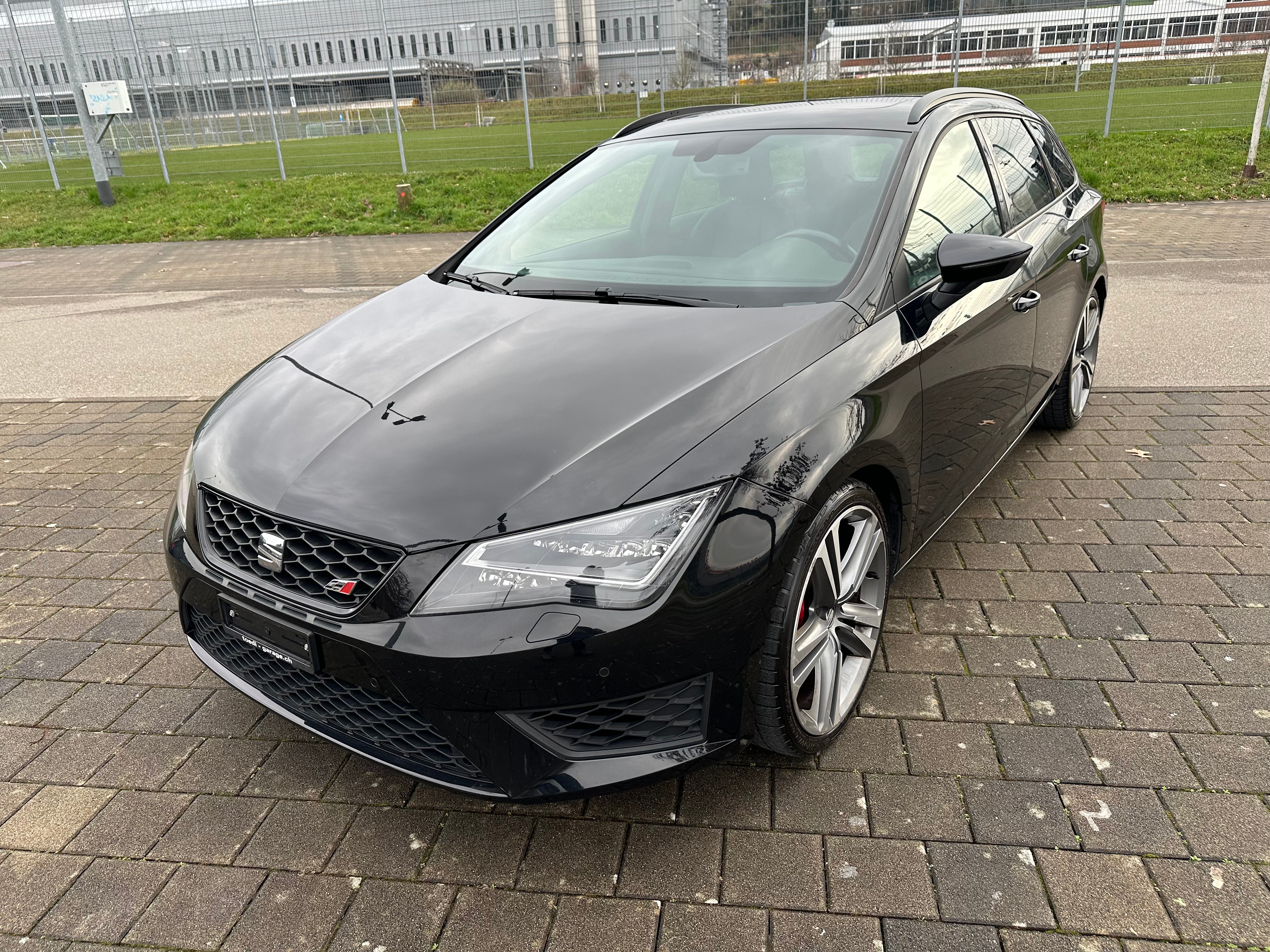 SEAT Leon ST 2.0 TSI Cupra 280 DSG