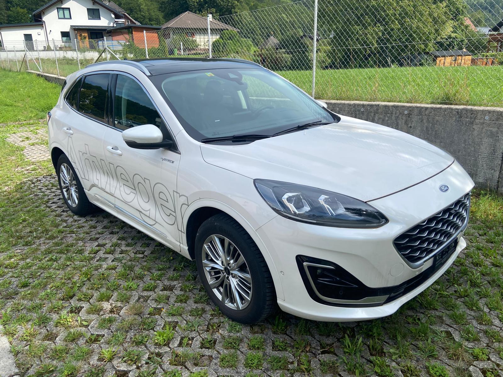 FORD Kuga 2.0 TDCi EcoBlue Vignale 4WD Automat