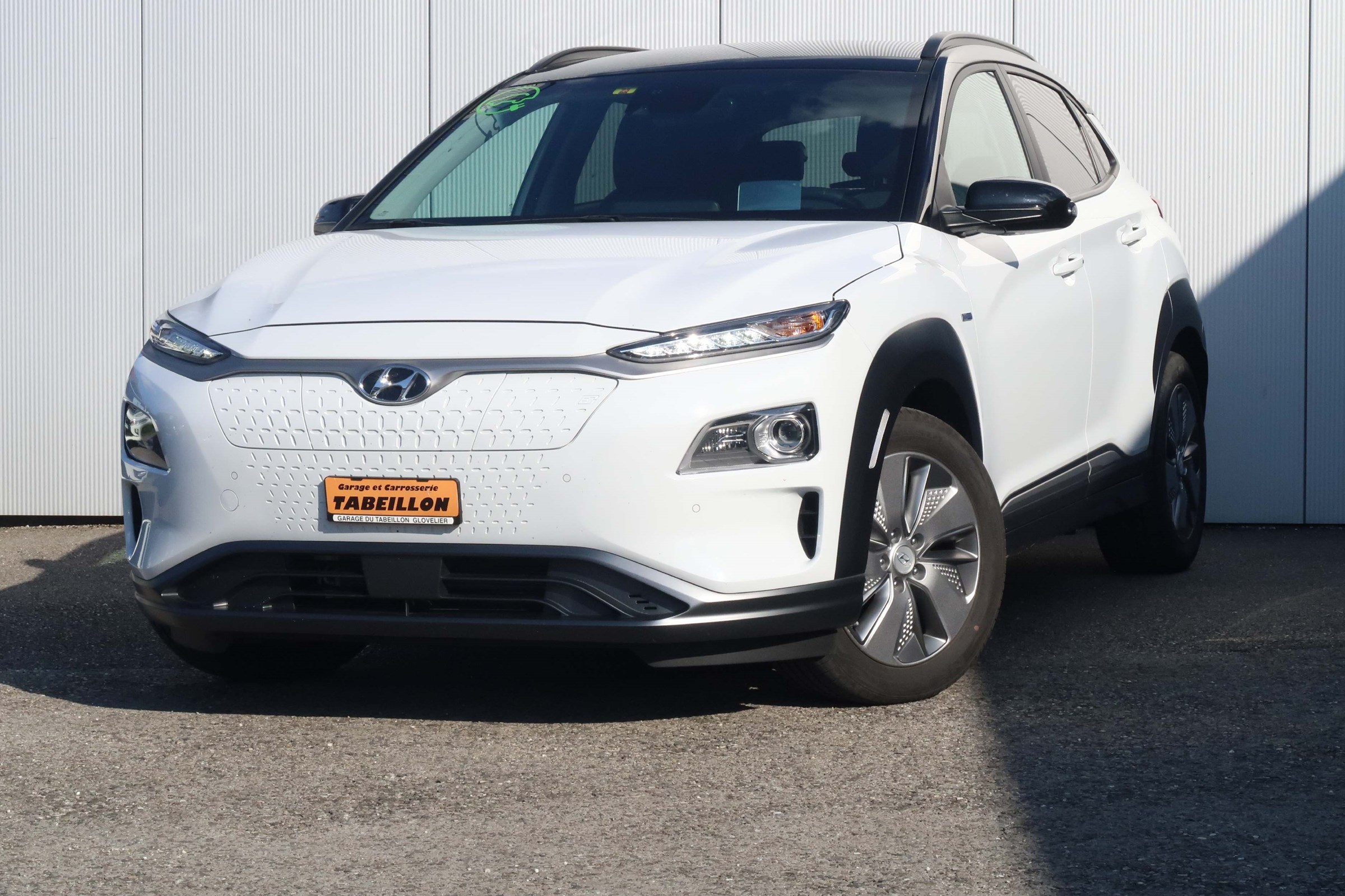 HYUNDAI Kona Electric Vertex 484 kms autonomie