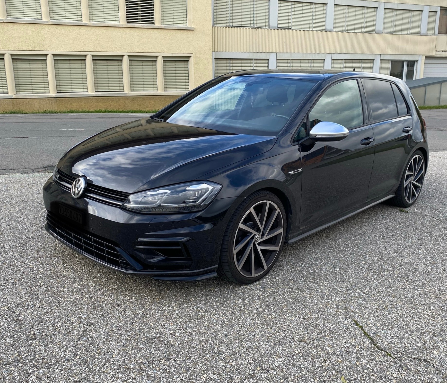 VW Golf 2.0 TSI R 4Motion DSG