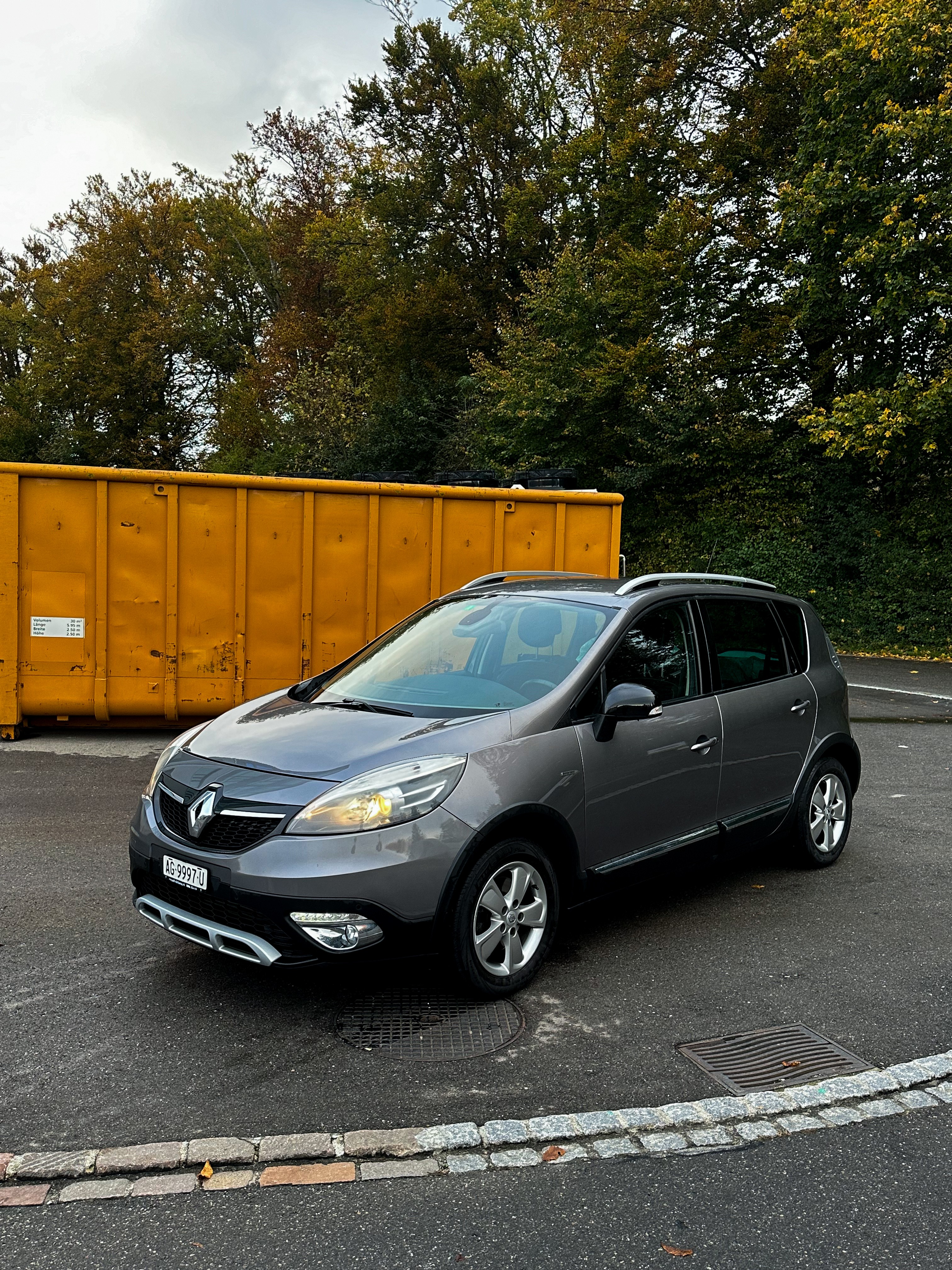 RENAULT Scénic Xmod 1.2 16V Turbo Bose Edition