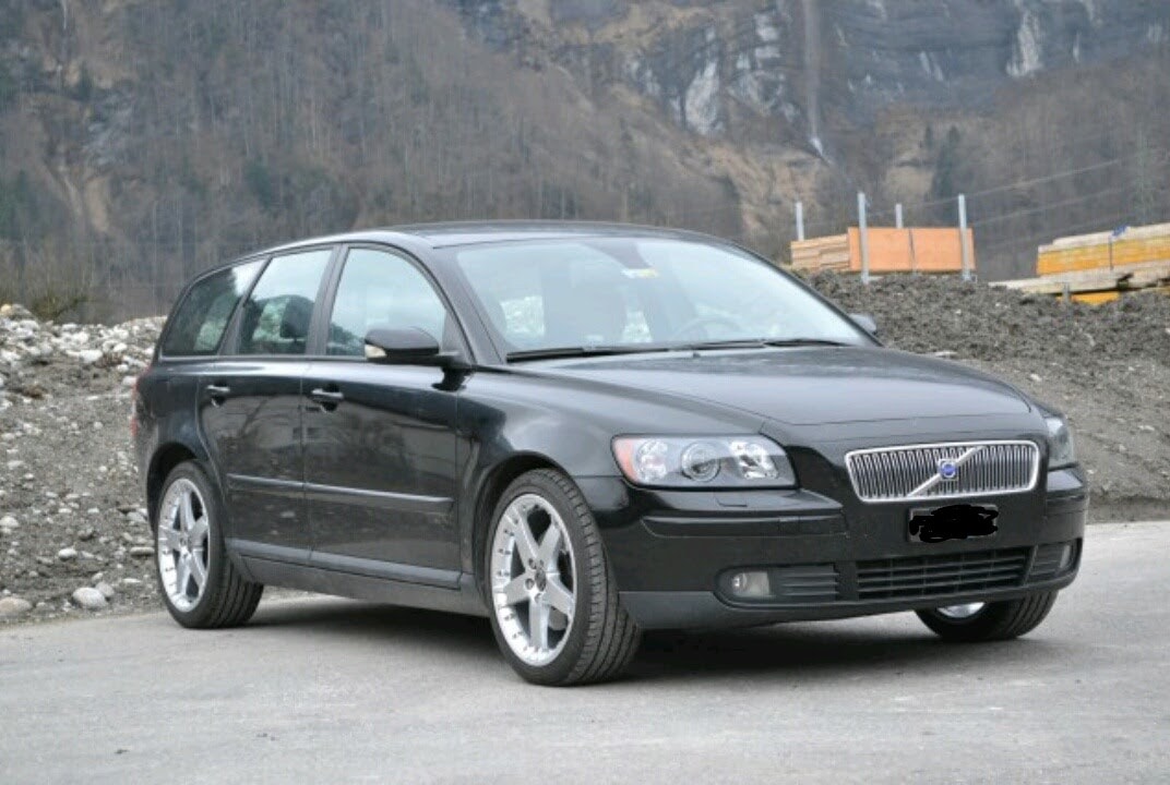 VOLVO V50 2.0D