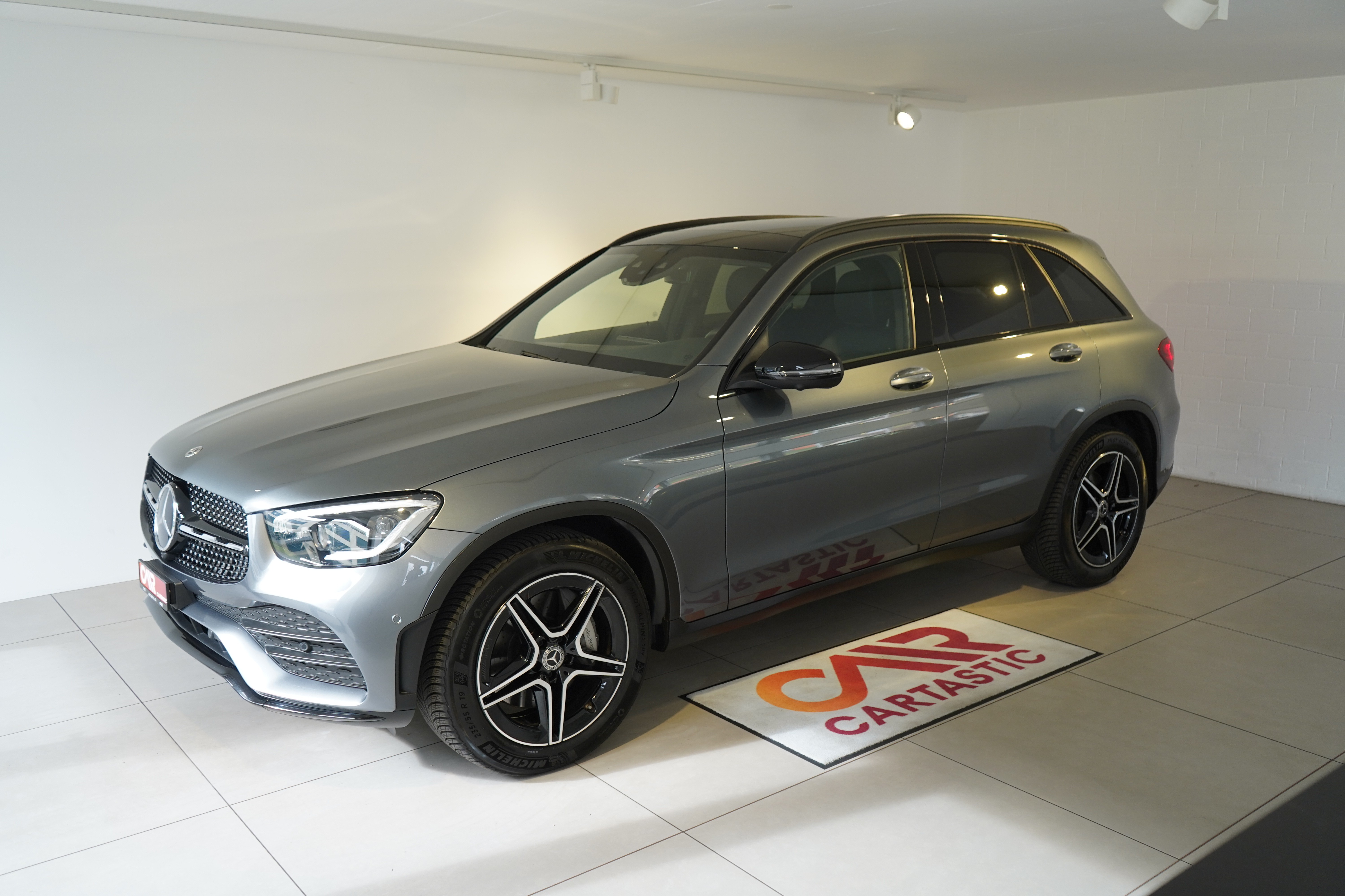 MERCEDES-BENZ GLC 220 d AMG Line 4Matic