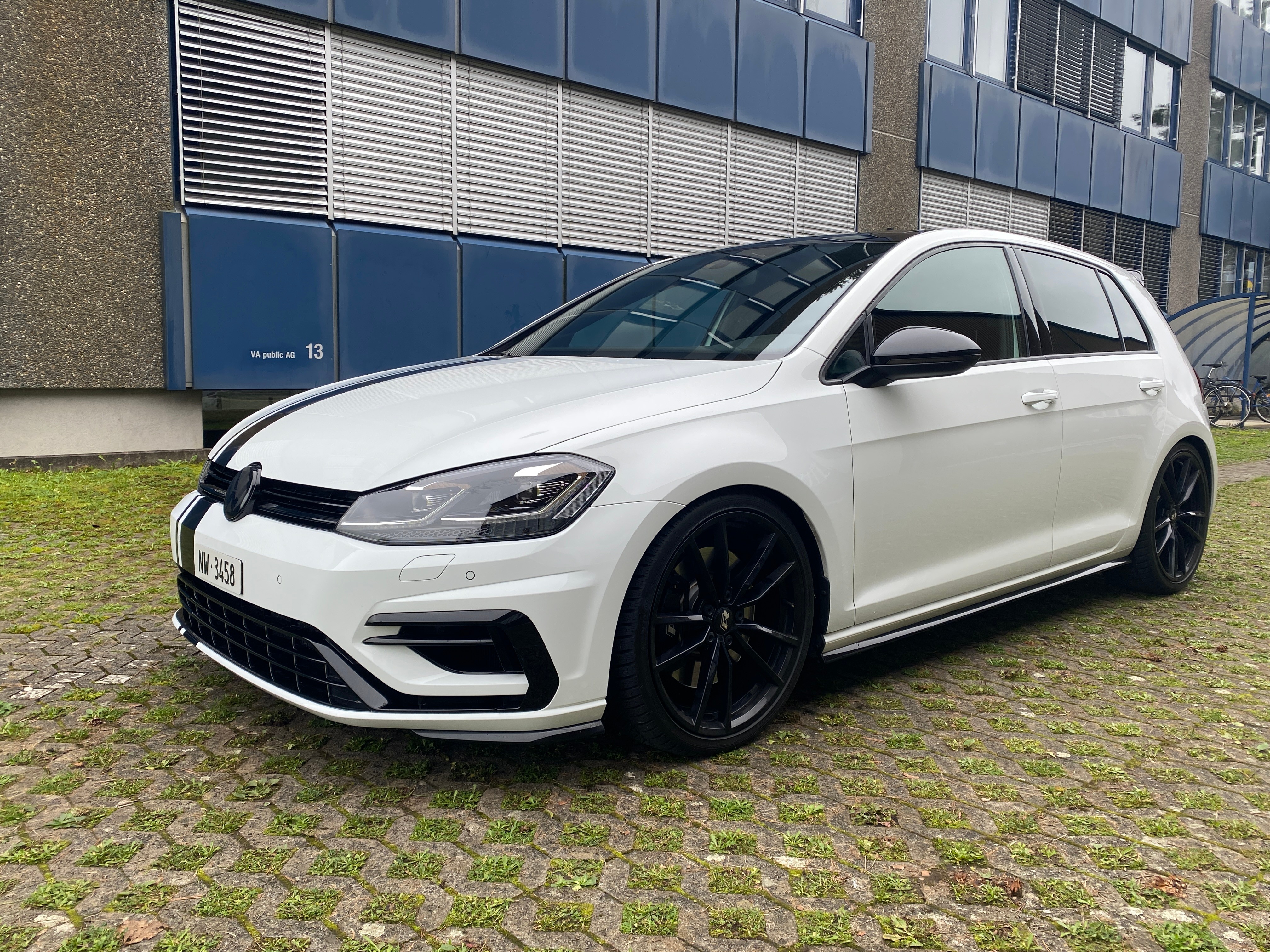 VW Golf 2.0 TSI R 4Motion DSG