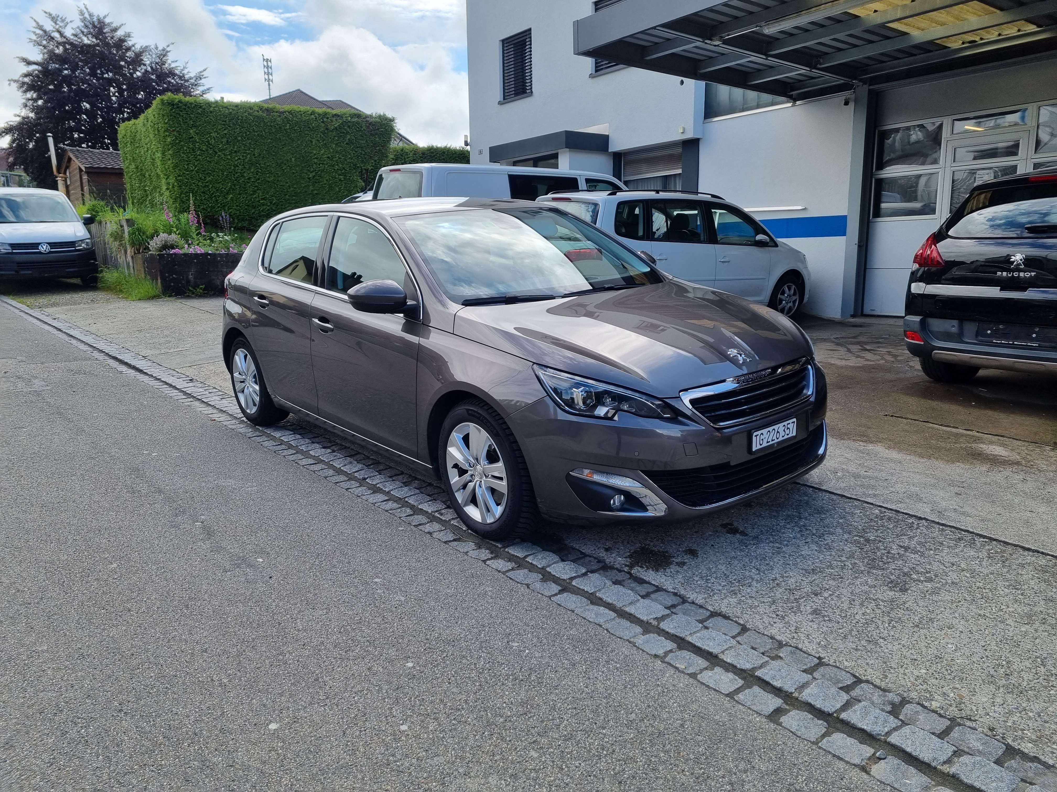 PEUGEOT 308 1.6 THP Allure