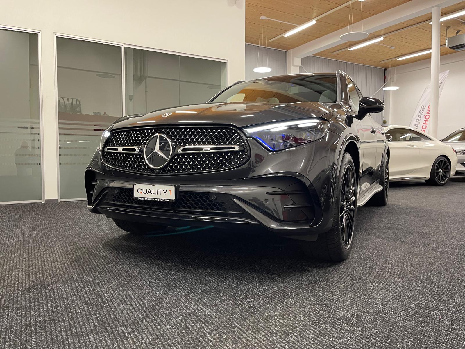 MERCEDES-BENZ GLC 220 d AMG Line / 4Matic 9G-Tronic