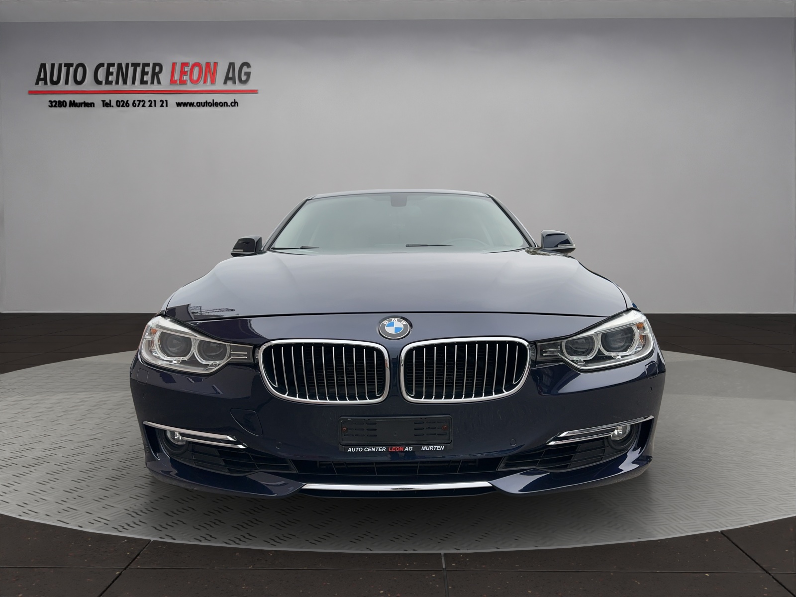 BMW 320i xDrive Luxury Line Steptronic