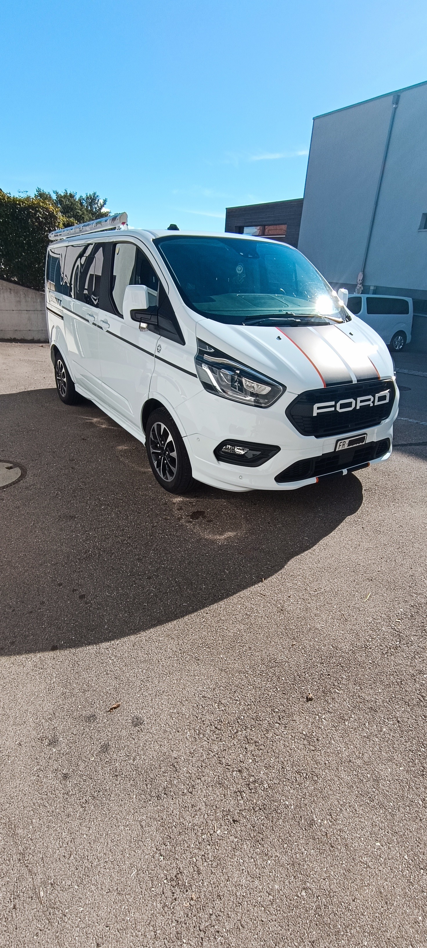 FORD Tourneo Custom 320 L1H1 Titanium A