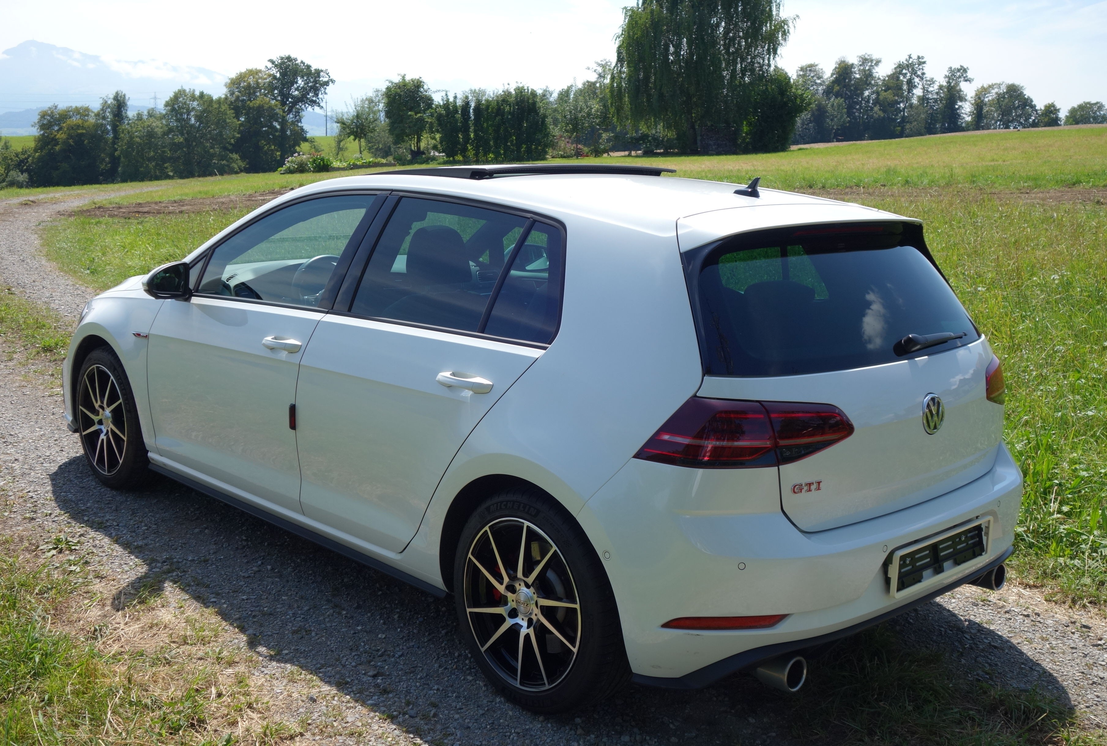 VW Golf 2.0 TSI GTI Performance DSG