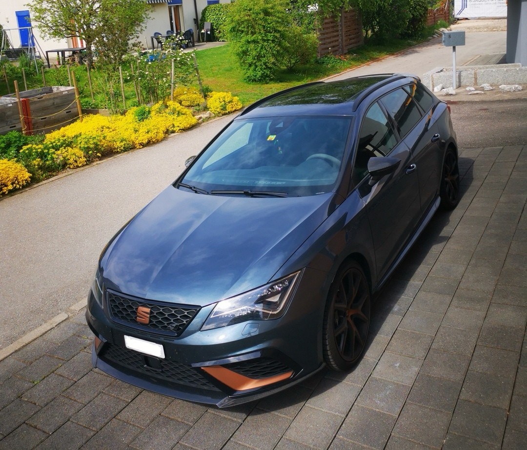 SEAT Leon ST 2.0 TSI Cupra R 300 4 Drive DSG