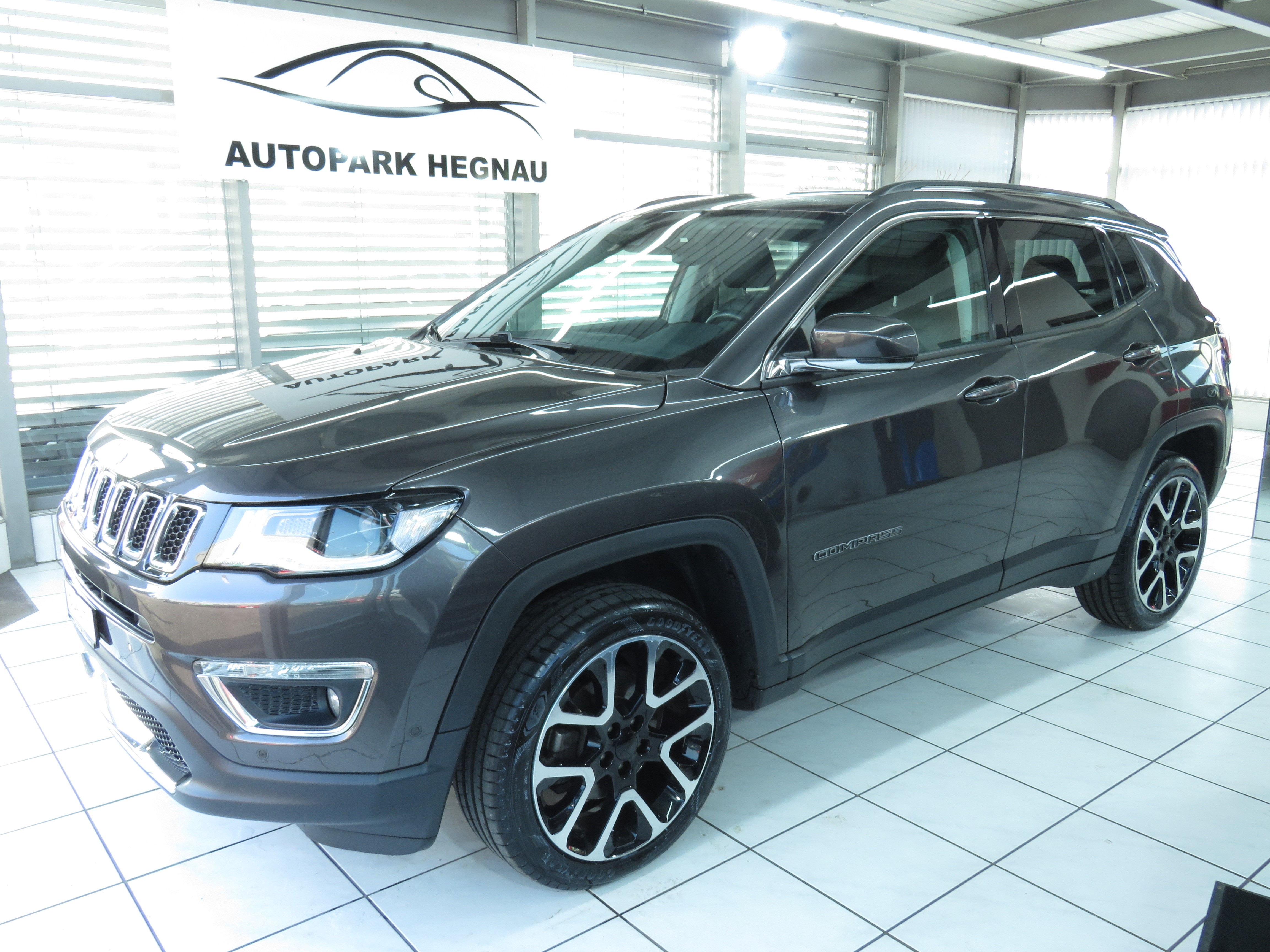 JEEP Compass 1.4 Turbo Limited AWD 9ATX (AHK 1.0 t)