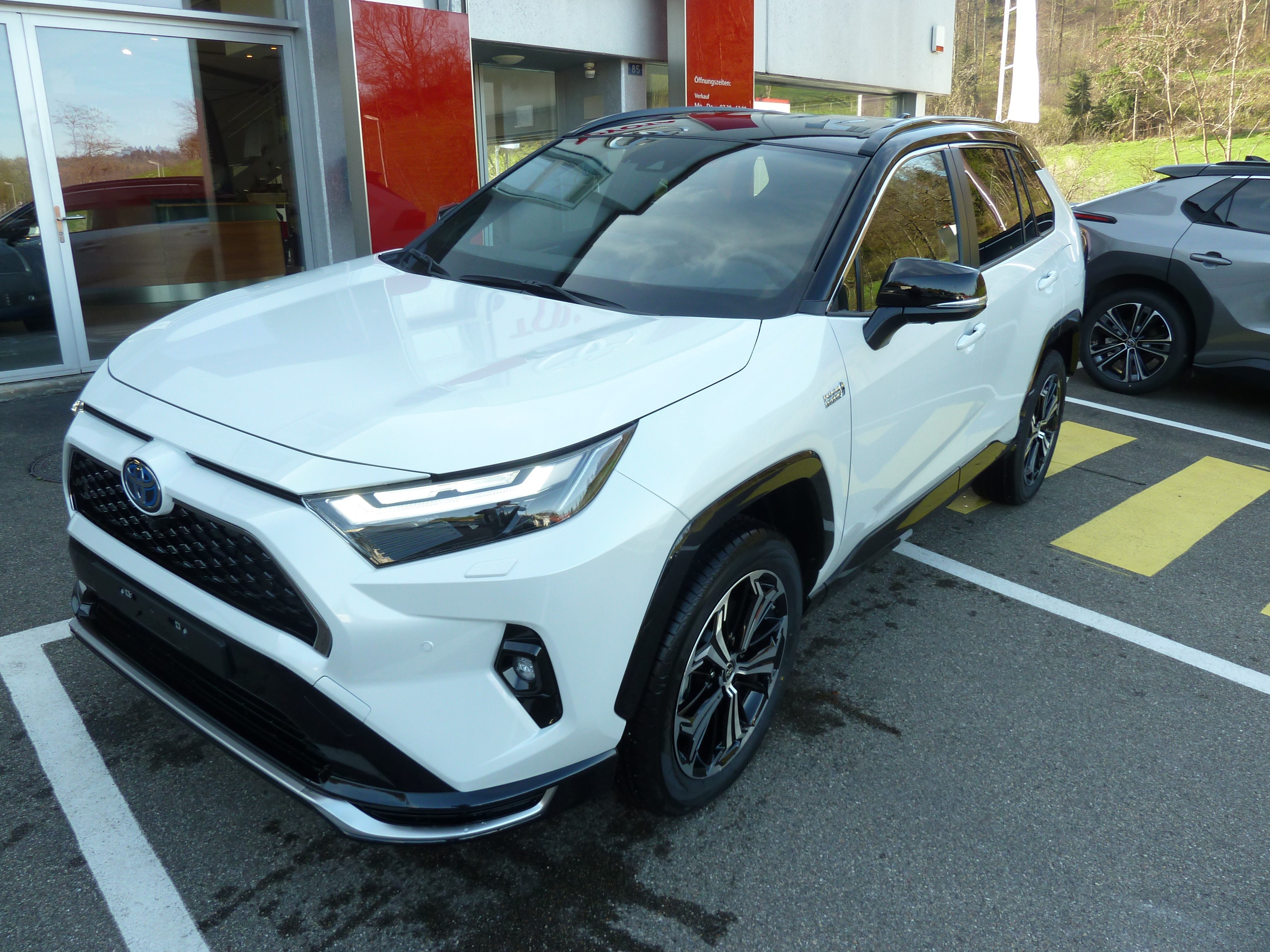 TOYOTA RAV-4 2.5 PHEV Platinum e-CVT 4WD