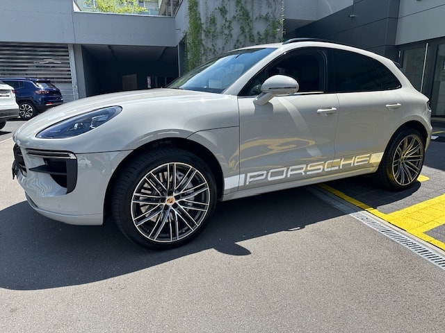 PORSCHE Macan Turbo PDK