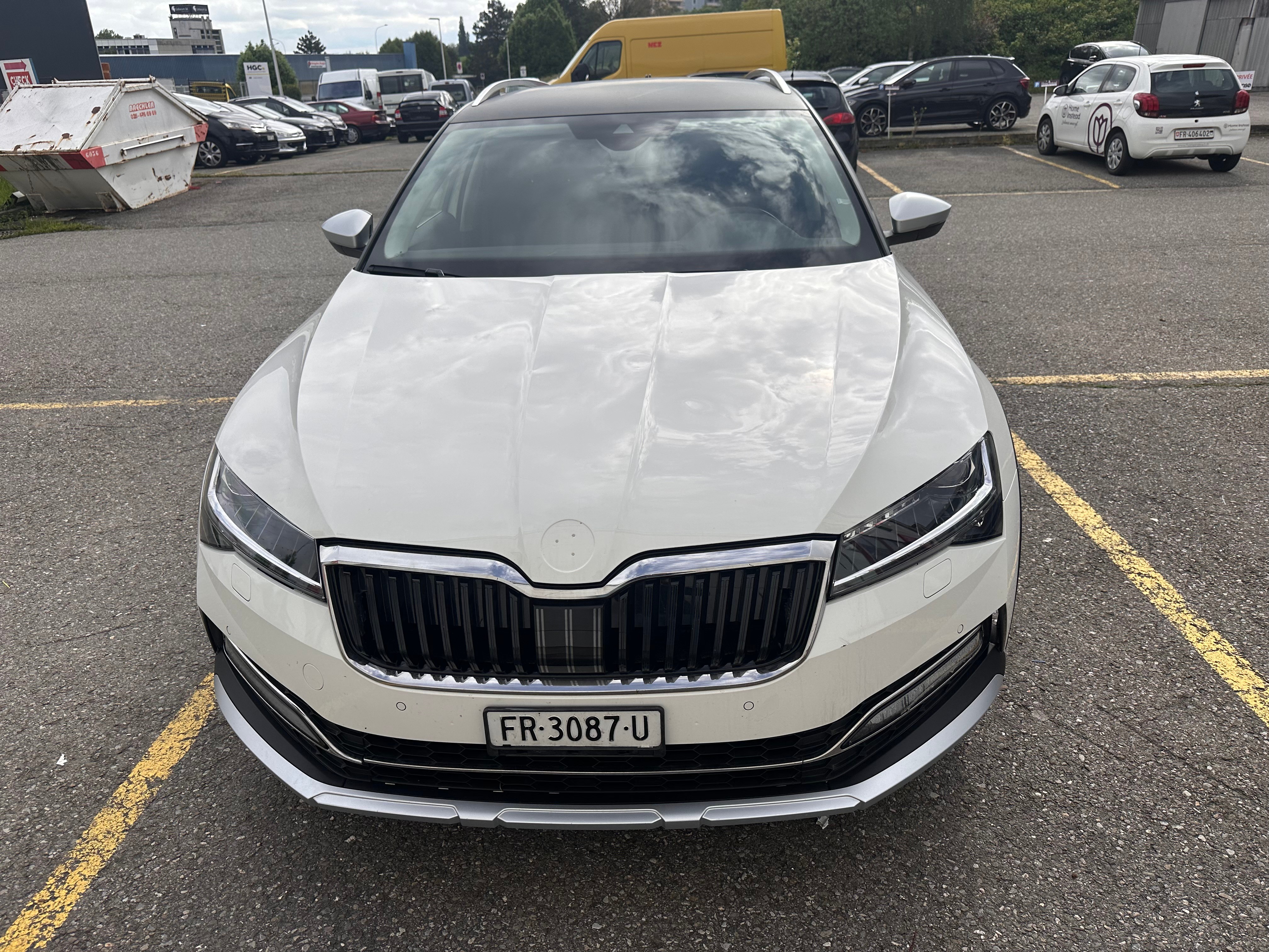 SKODA Superb 2.0 TSI Scout 4x4 DSG