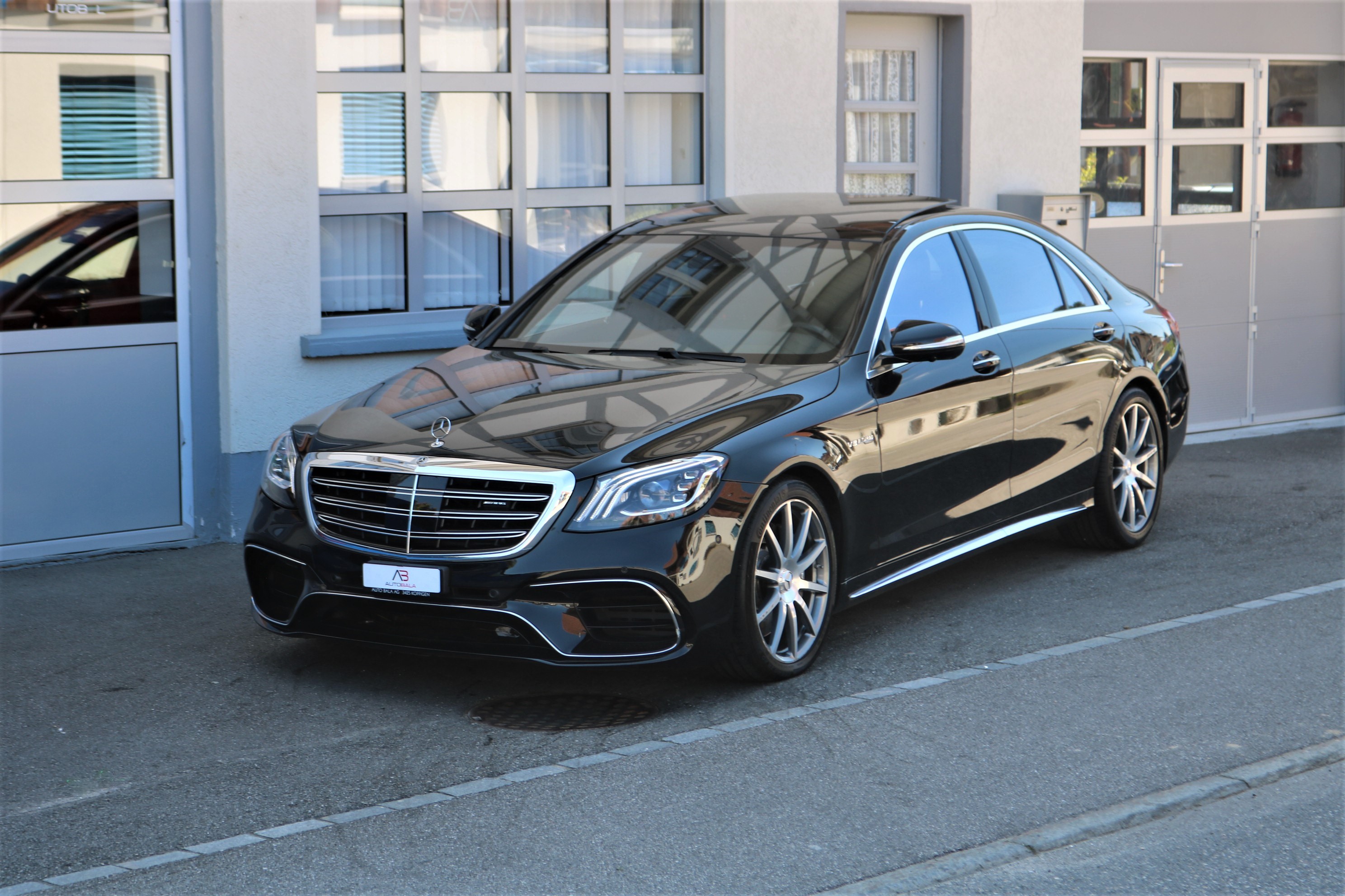 MERCEDES-BENZ S 63 AMG L 4Matic+ 9G-Tronic (CH)