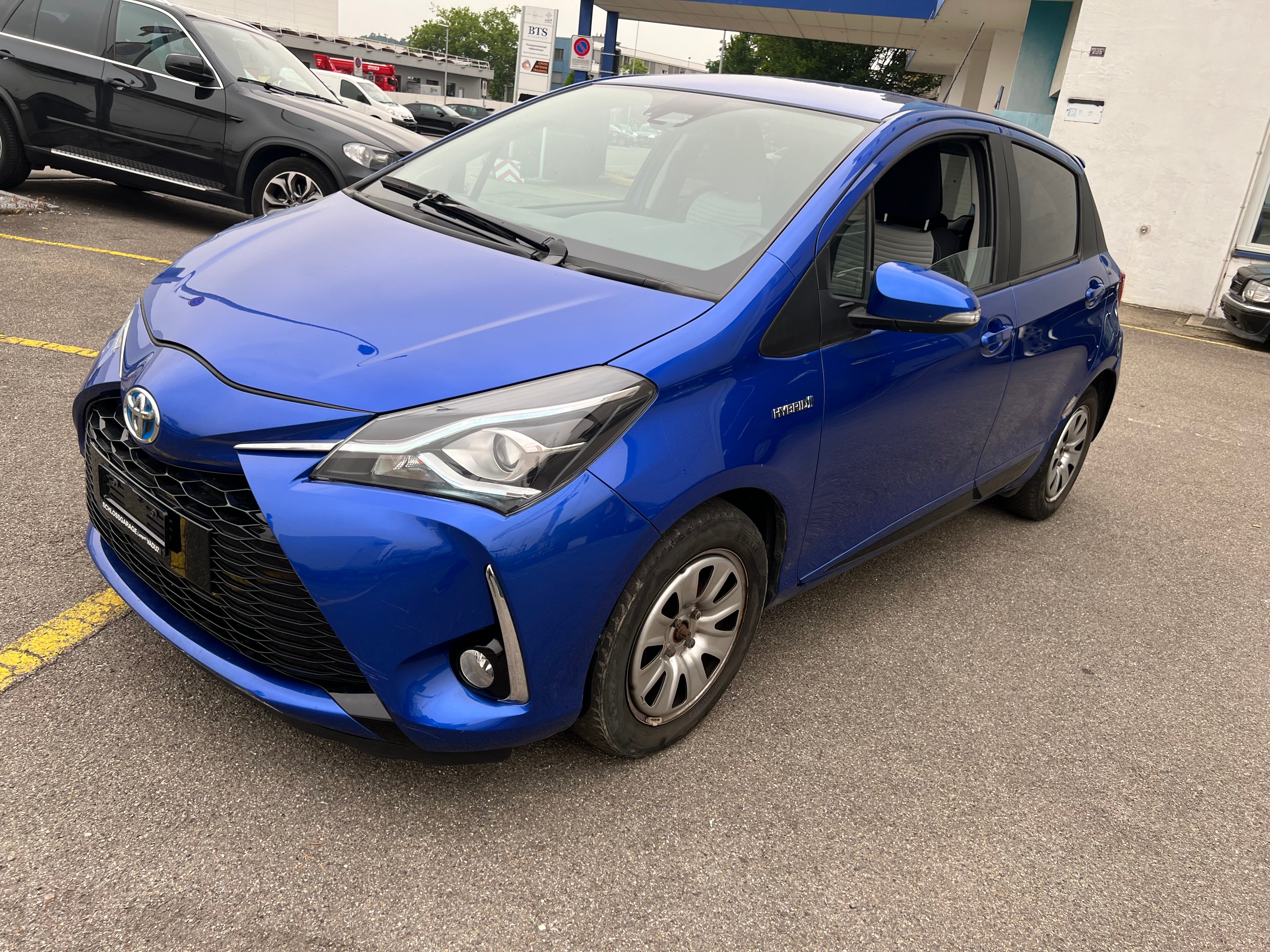 TOYOTA Yaris 1.5 VVT-i Hybrid Comfort e-CVT