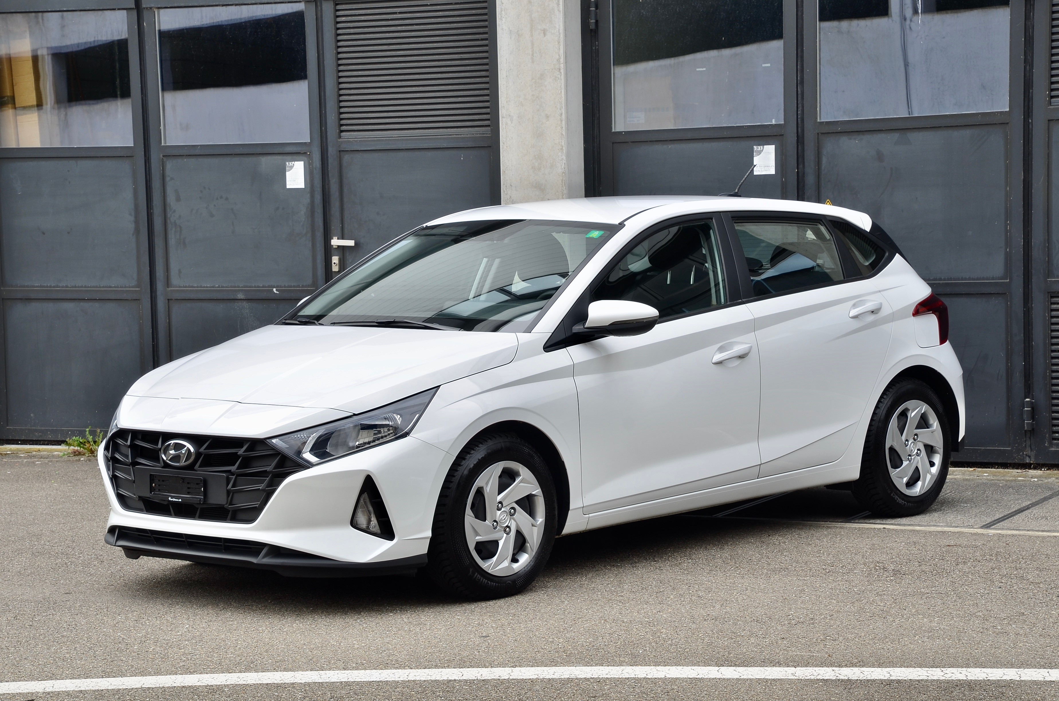 HYUNDAI i20 Frisch ab MFK