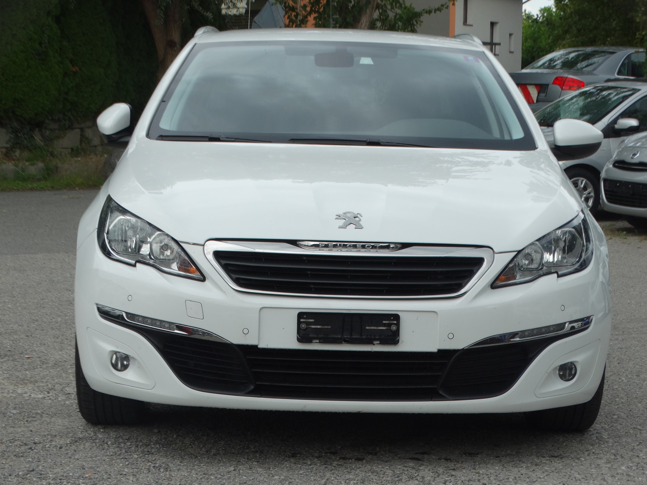 PEUGEOT 308 SW 1.6BluHDI Style Automatic