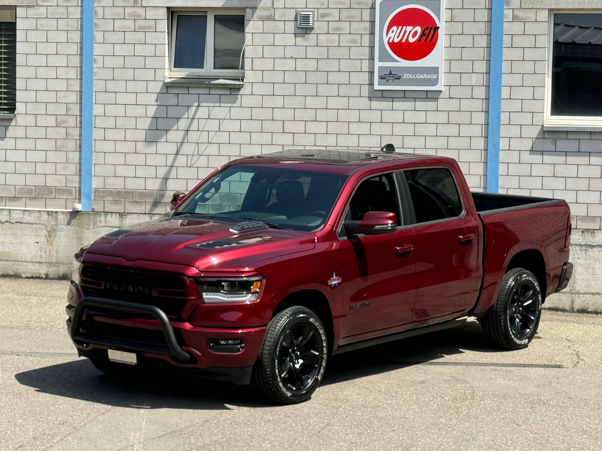 DODGE SPORT 5.7 HEMI CREW CAB 4x4 (Sattelkupplung)