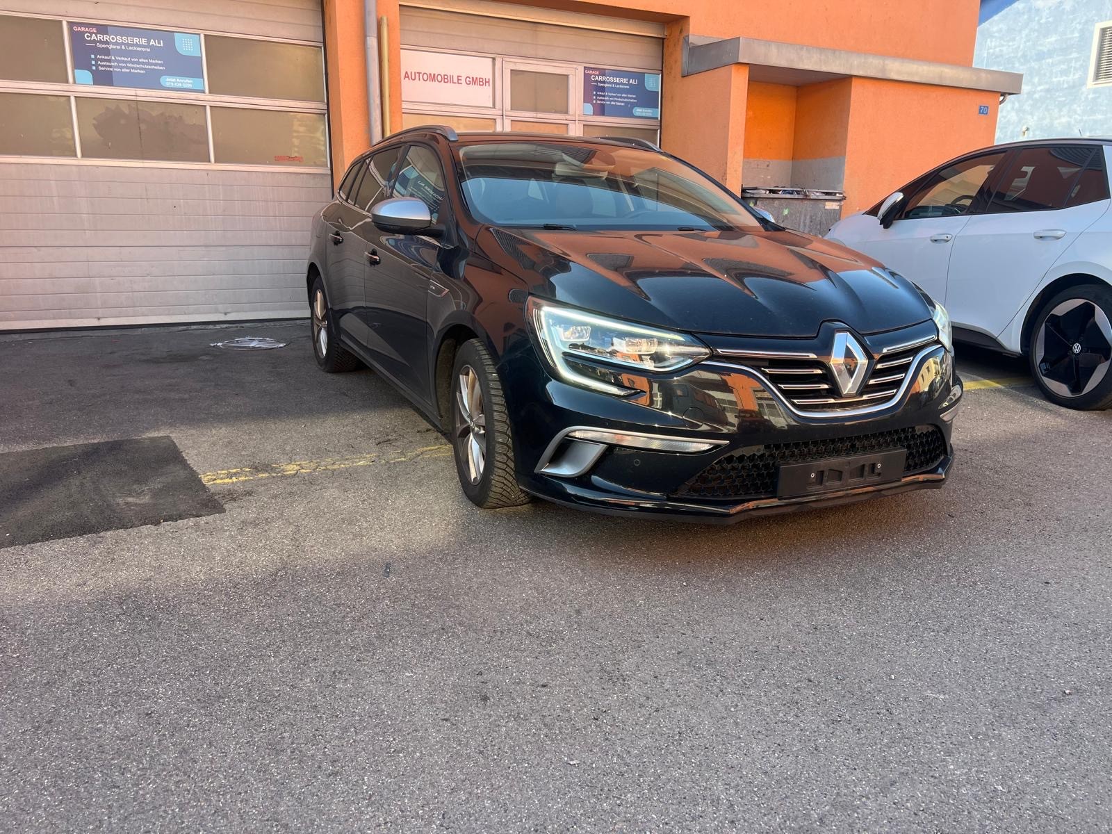 RENAULT Mégane Grandtour 1.2 16V Turbo GT Line EDC