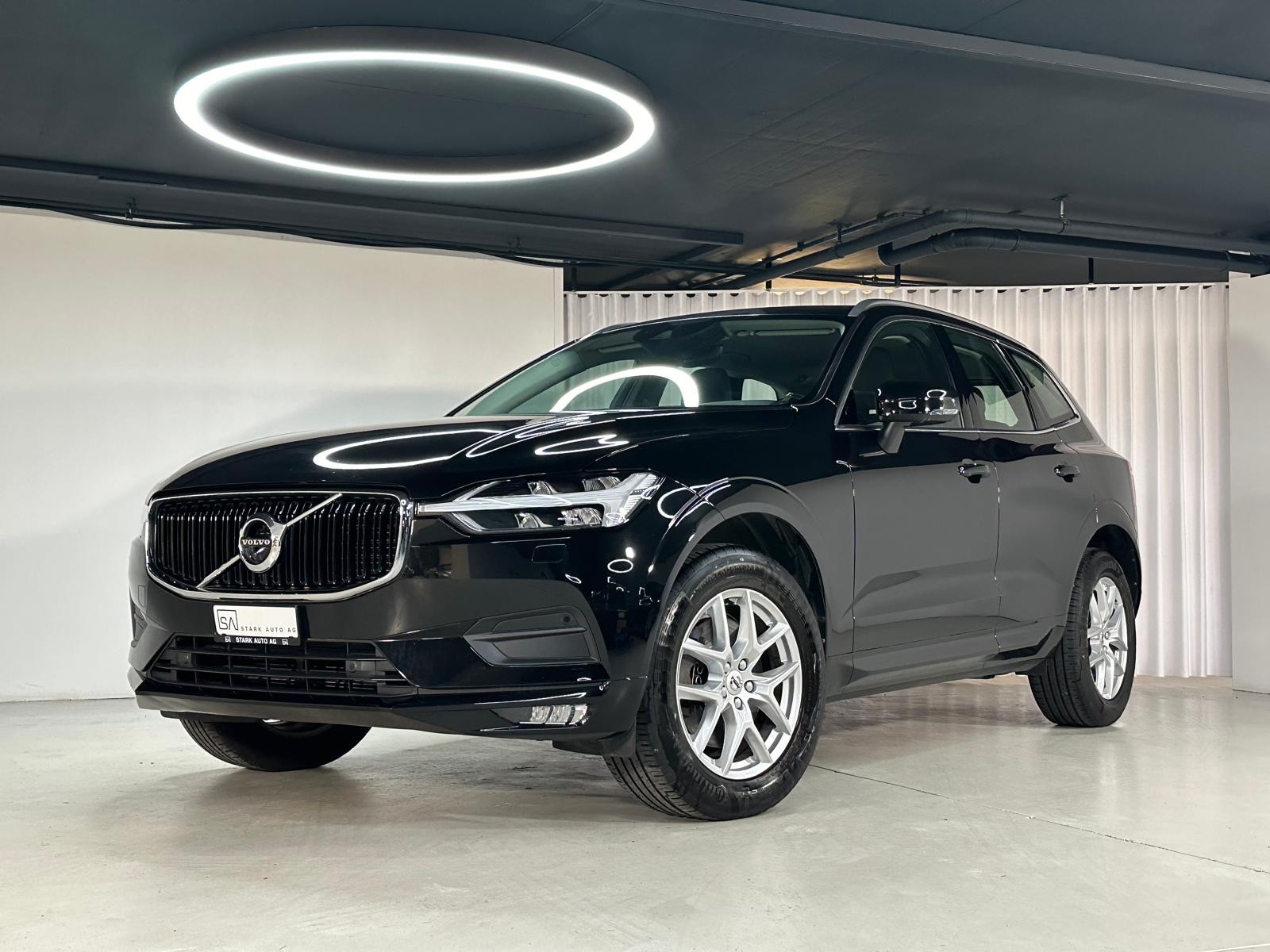 VOLVO XC60 B4 Diesel Mild Hybrid AWD Momentum Geartronic