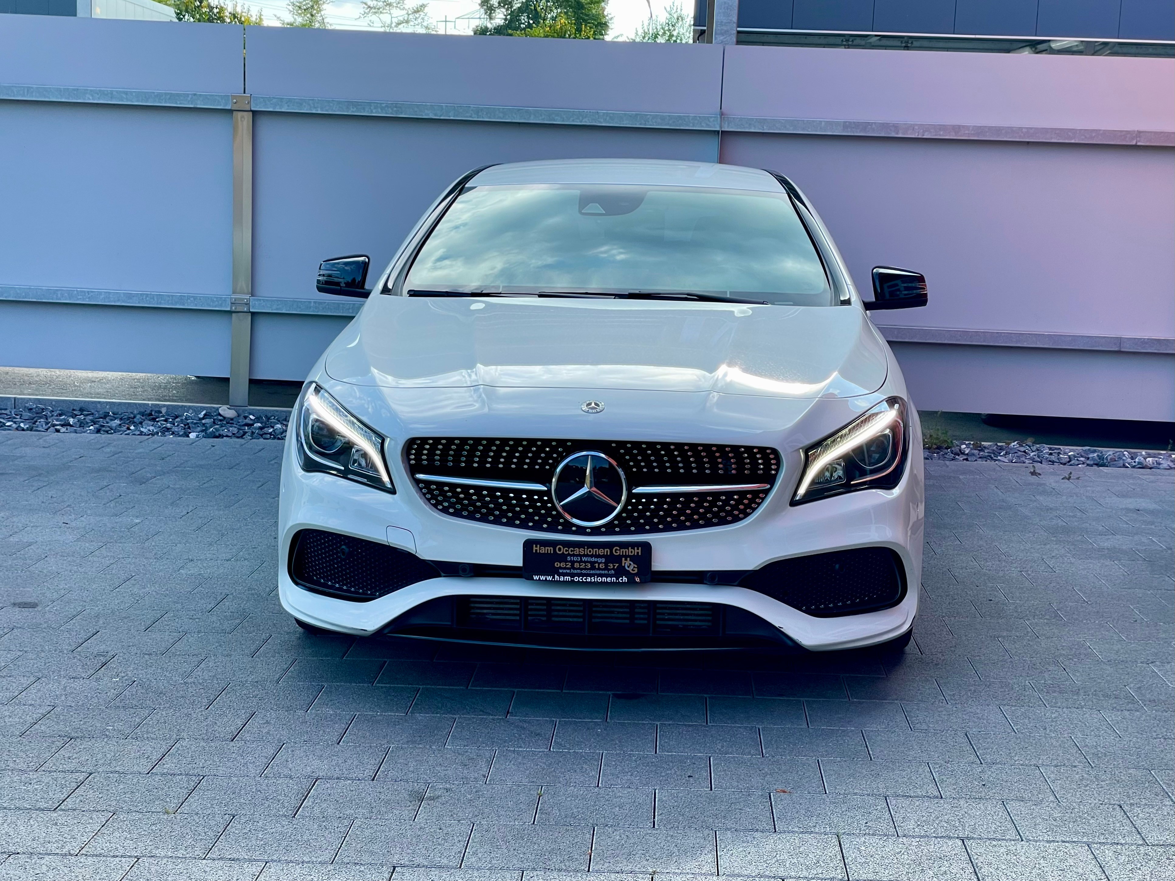 MERCEDES-BENZ CLA Shooting Brake 250 AMG Line 4Matic 7G-DCT