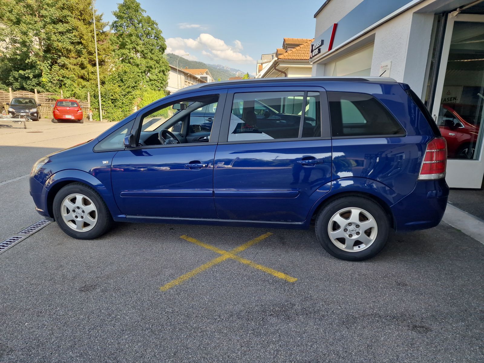 OPEL Zafira 1.8i 16V Cosmo