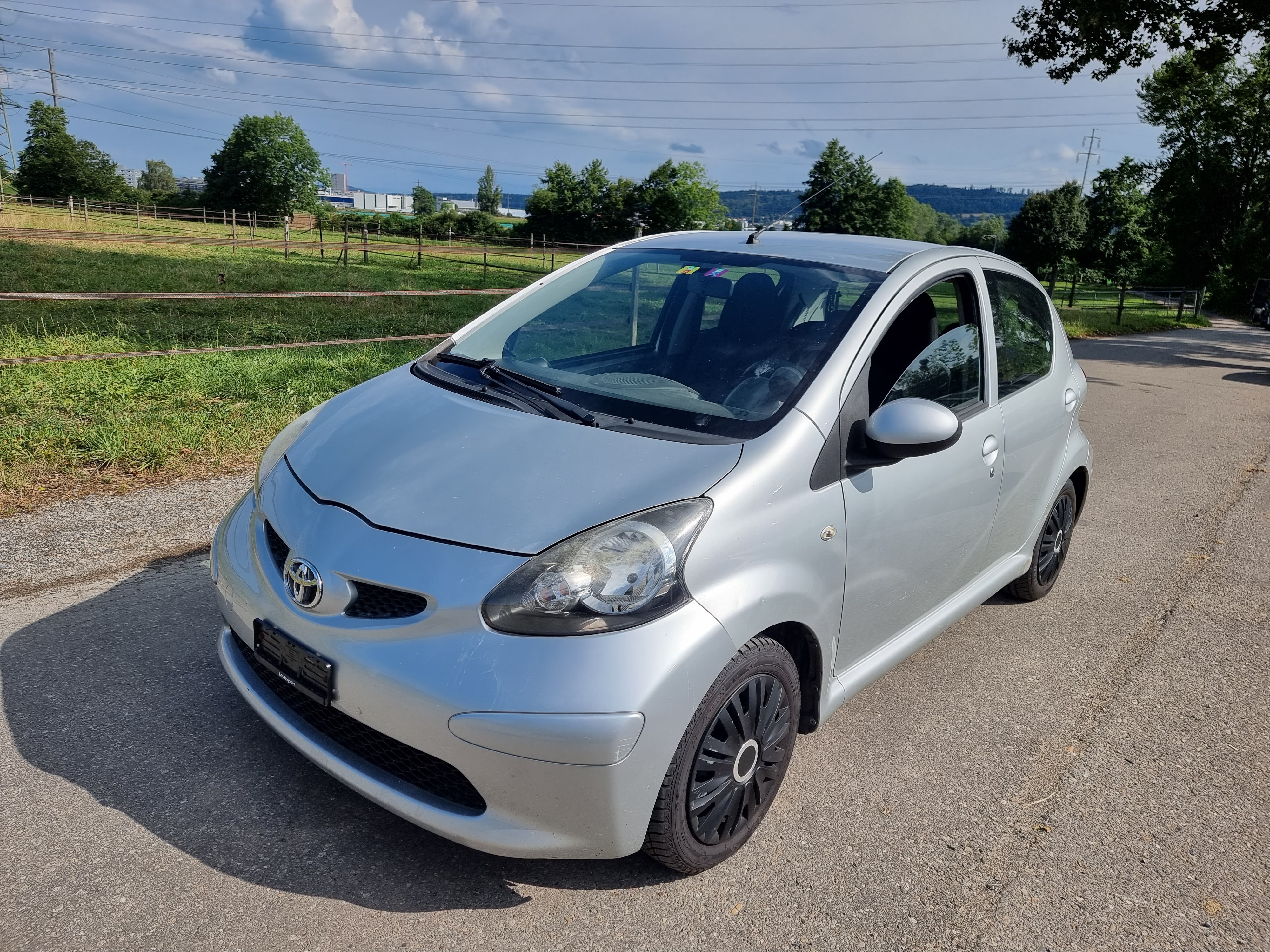 TOYOTA Aygo 1.0 Linea Luna