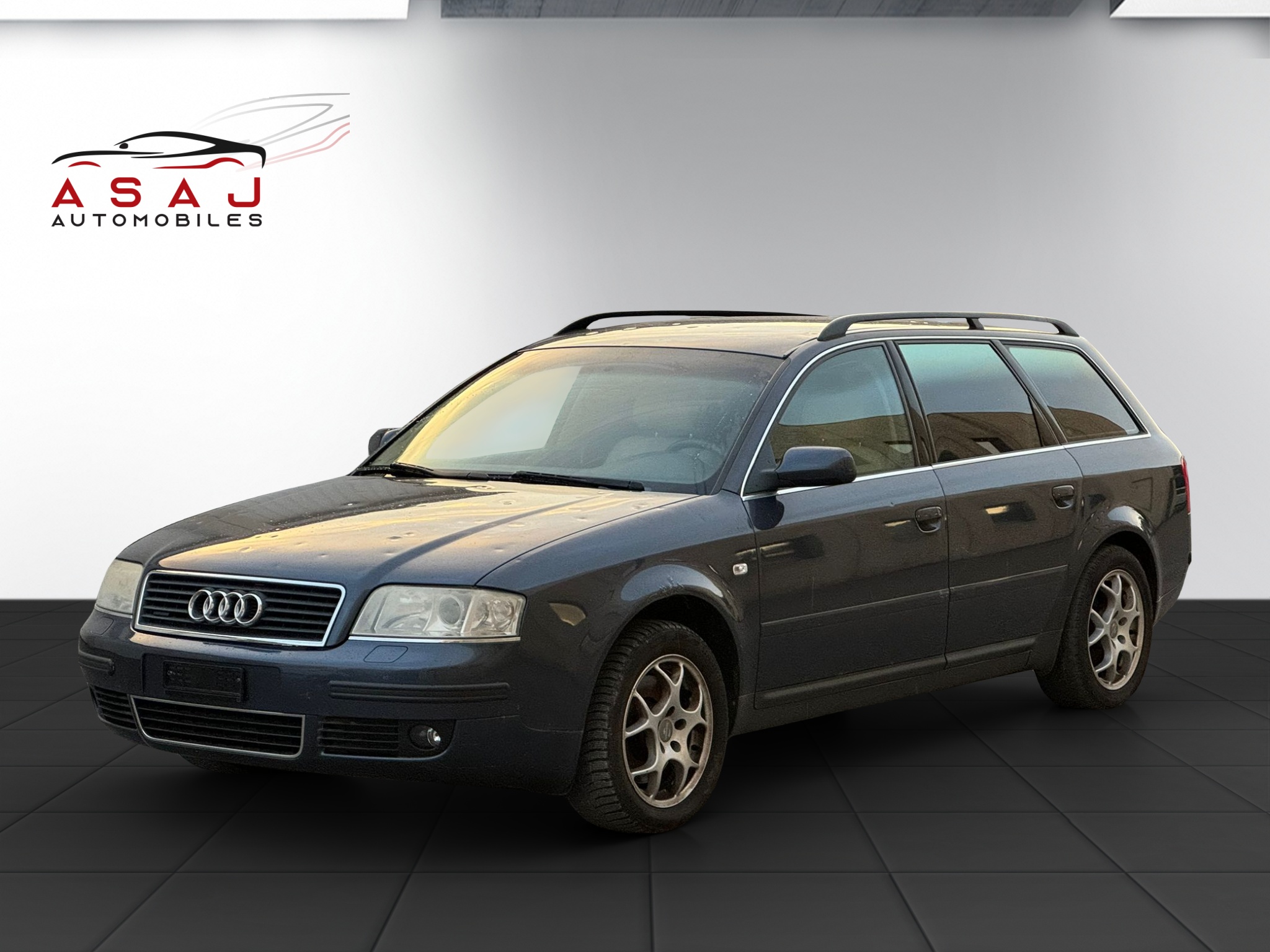 AUDI A6 Avant 2.4 quattro