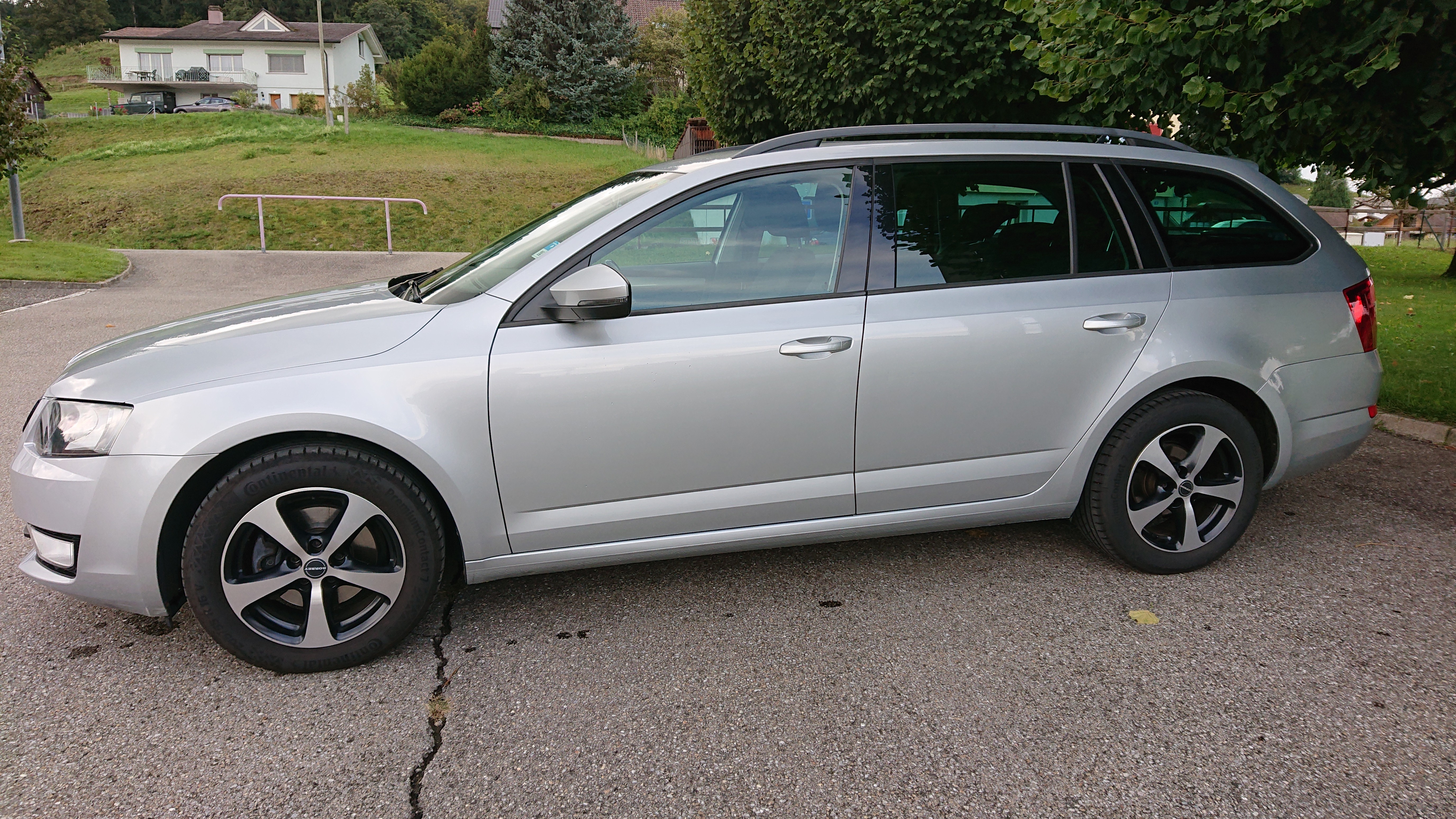 SKODA Octavia Combi 1.4 TSI Ambition