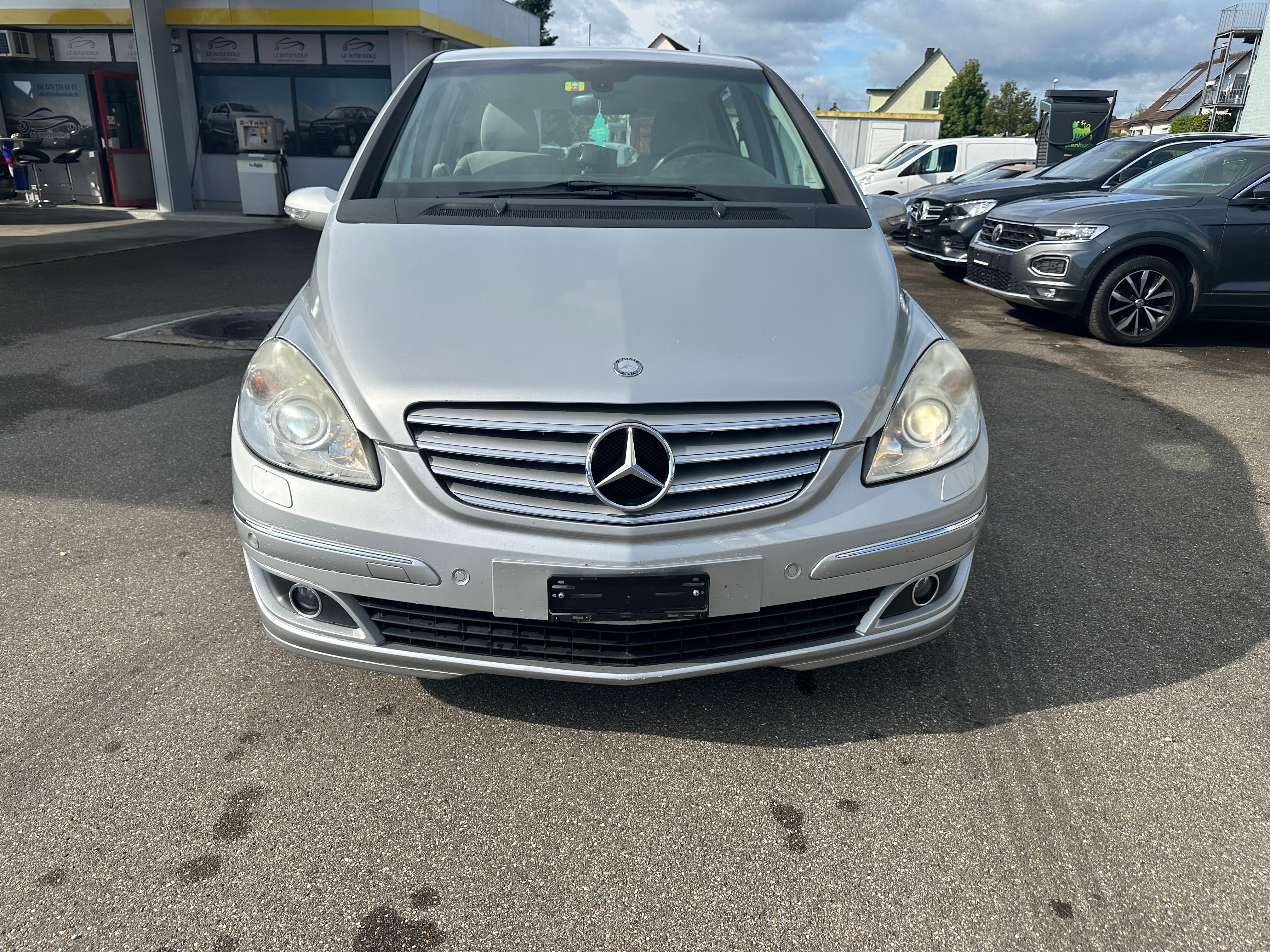 MERCEDES-BENZ B 180 CDI