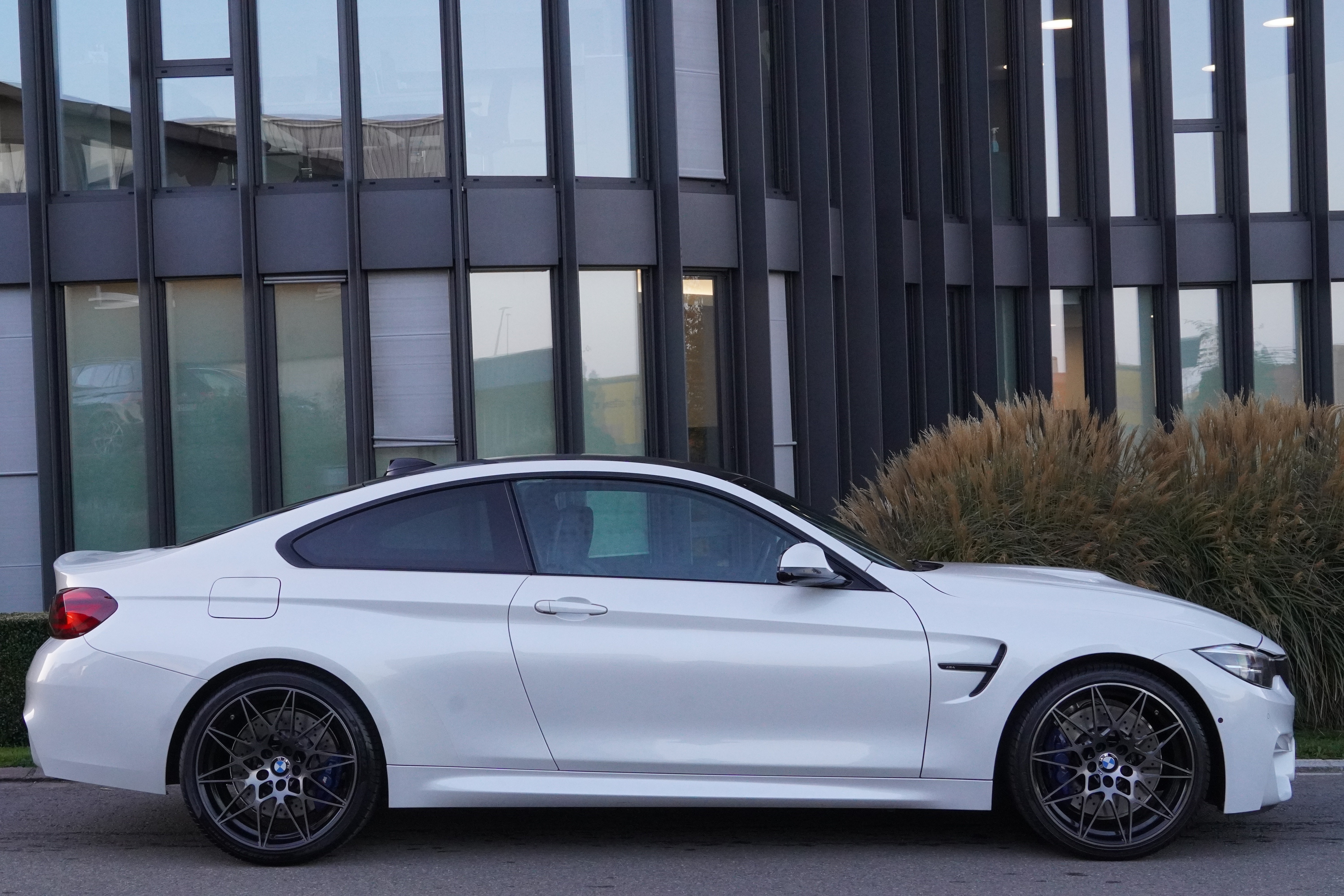 BMW M4 Coupé Competition DKG