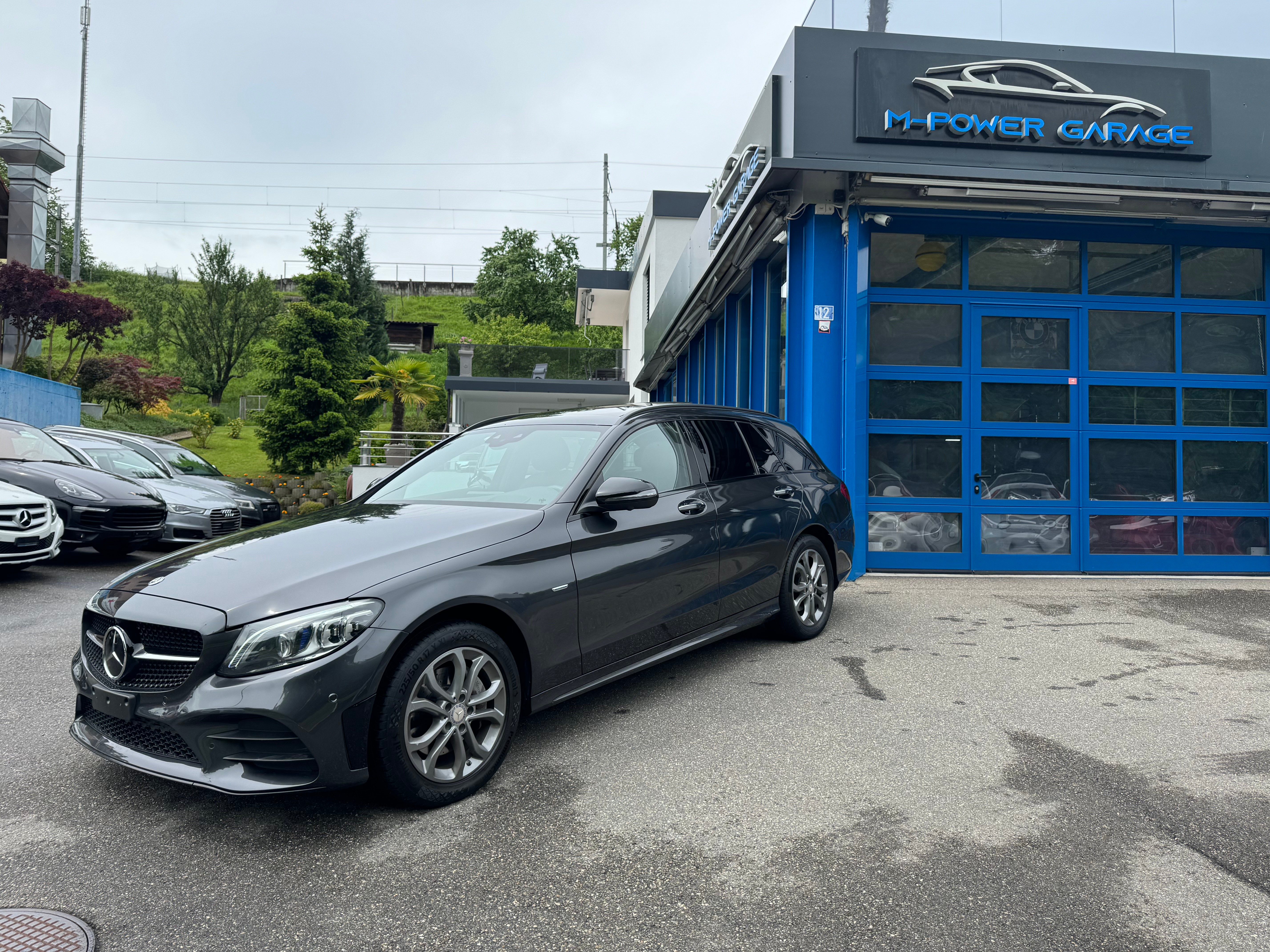 MERCEDES-BENZ C 220 d AMG Line 4Matic 9G-Tronic