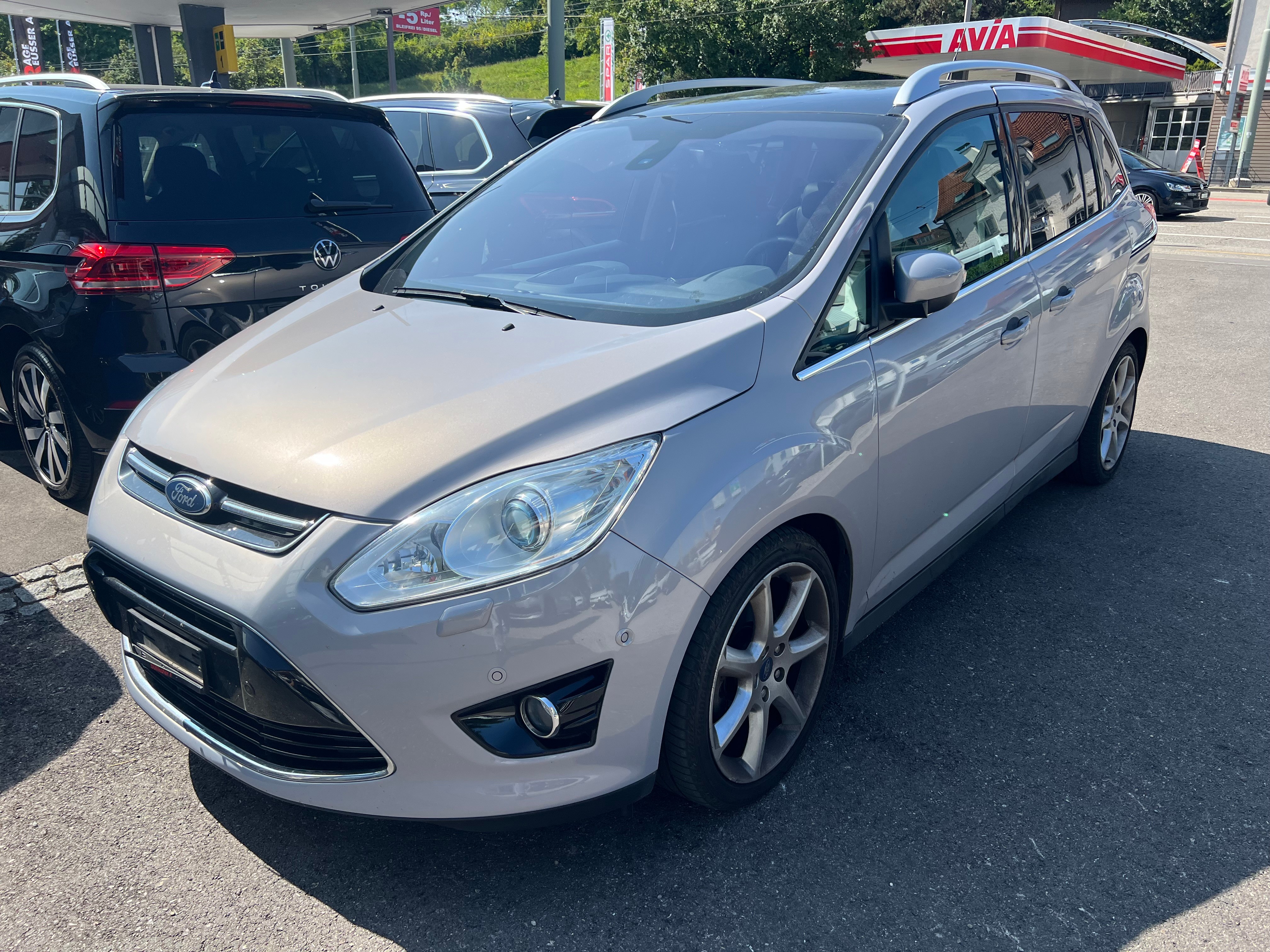 FORD GRAND C-MAX 1.6 SCTi MIT 182 PS TITANIUM