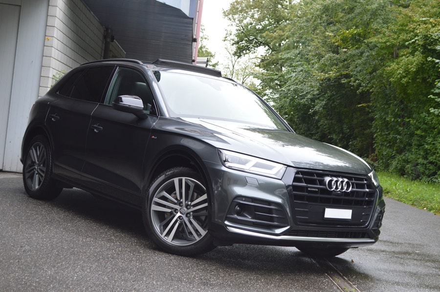 AUDI Q5 45 TFSI sport S line Competition quattro S-tronic Anhängerkupplung