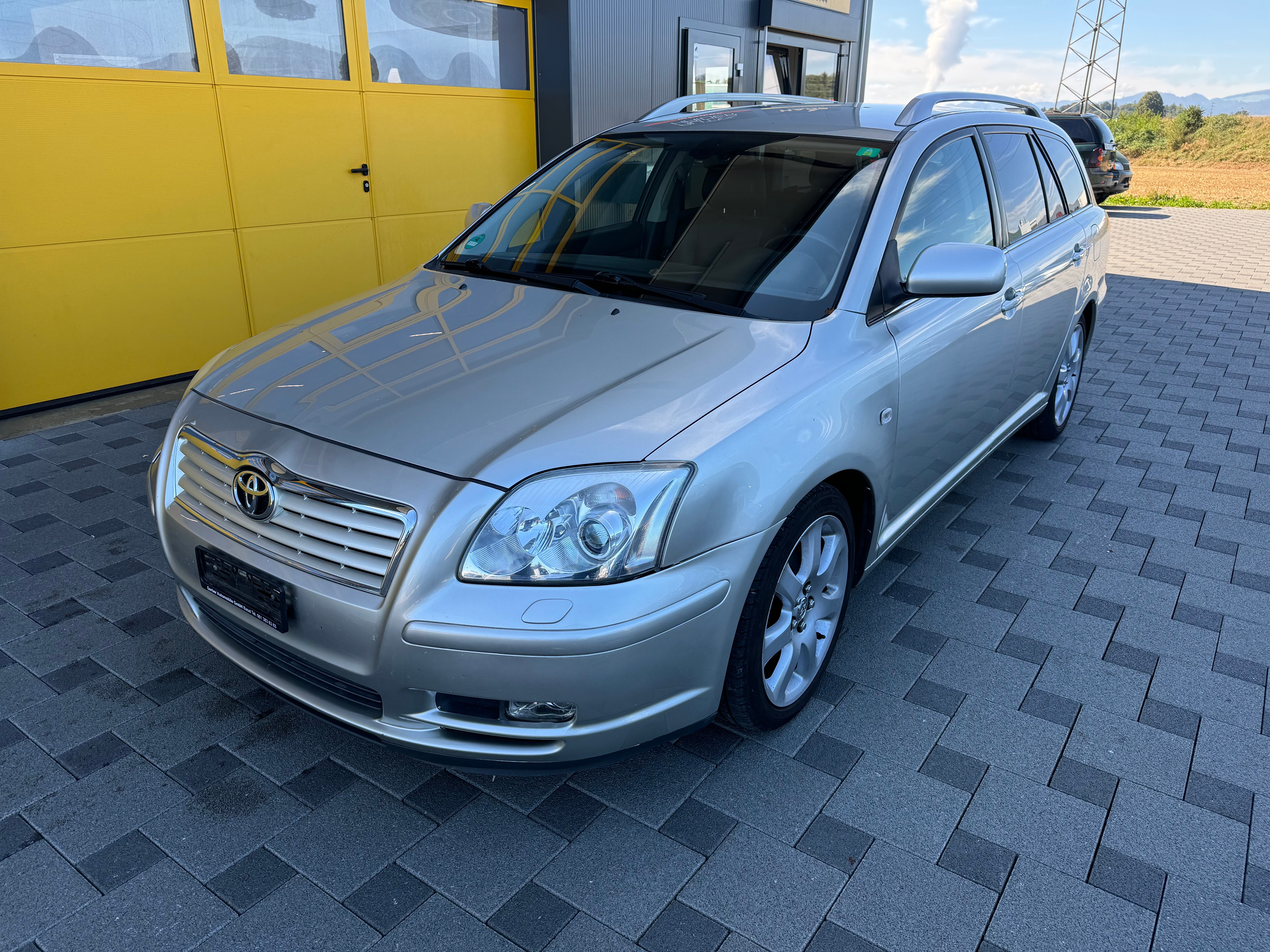 TOYOTA Avensis 2.4 D4 VVT-i Linea Sol Sportswagon T-Step5