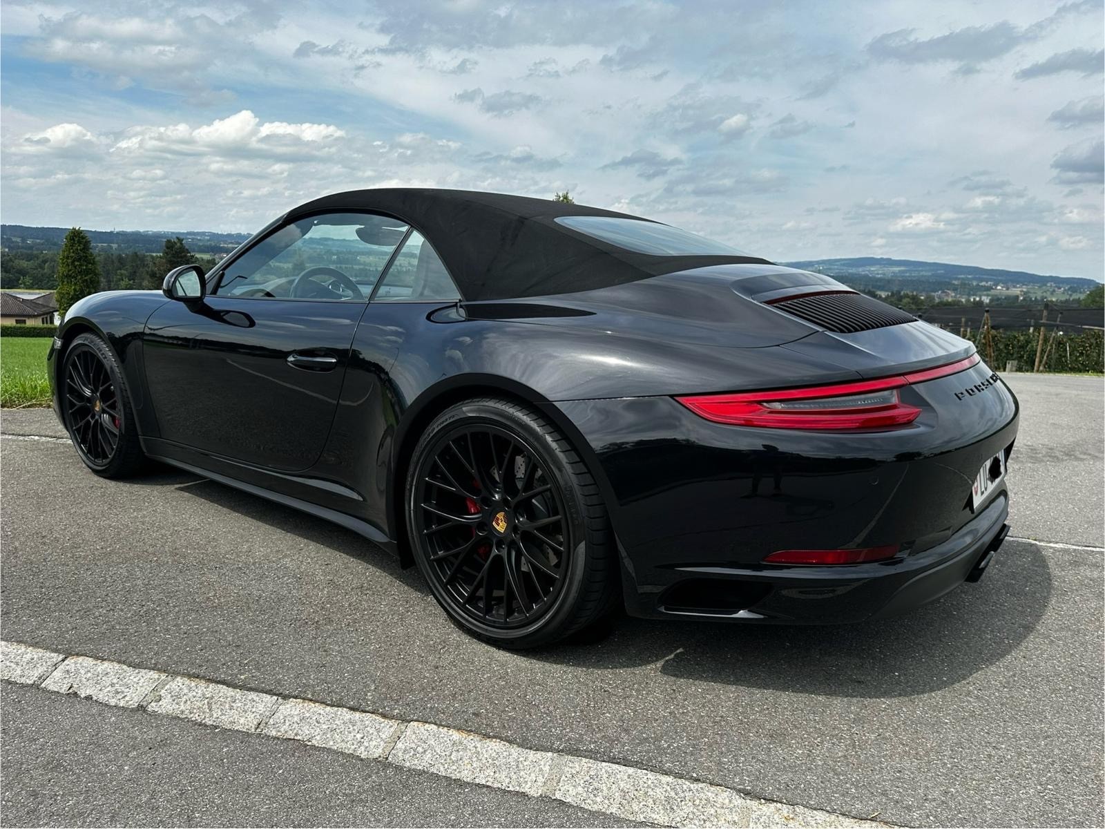 PORSCHE 911 Carrera 4S Cabrio PDK