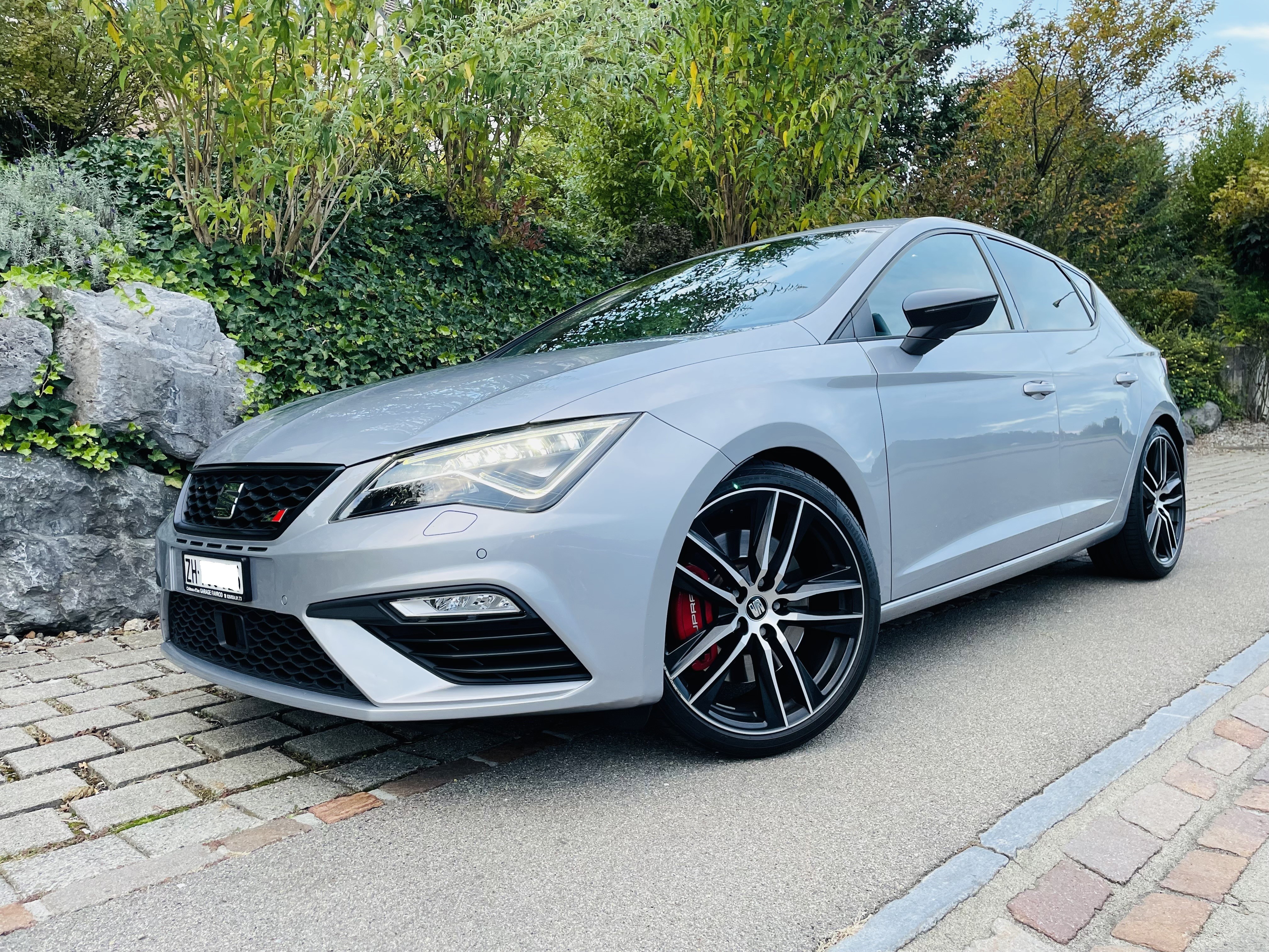 SEAT Leon 2.0 TSI Cupra 300