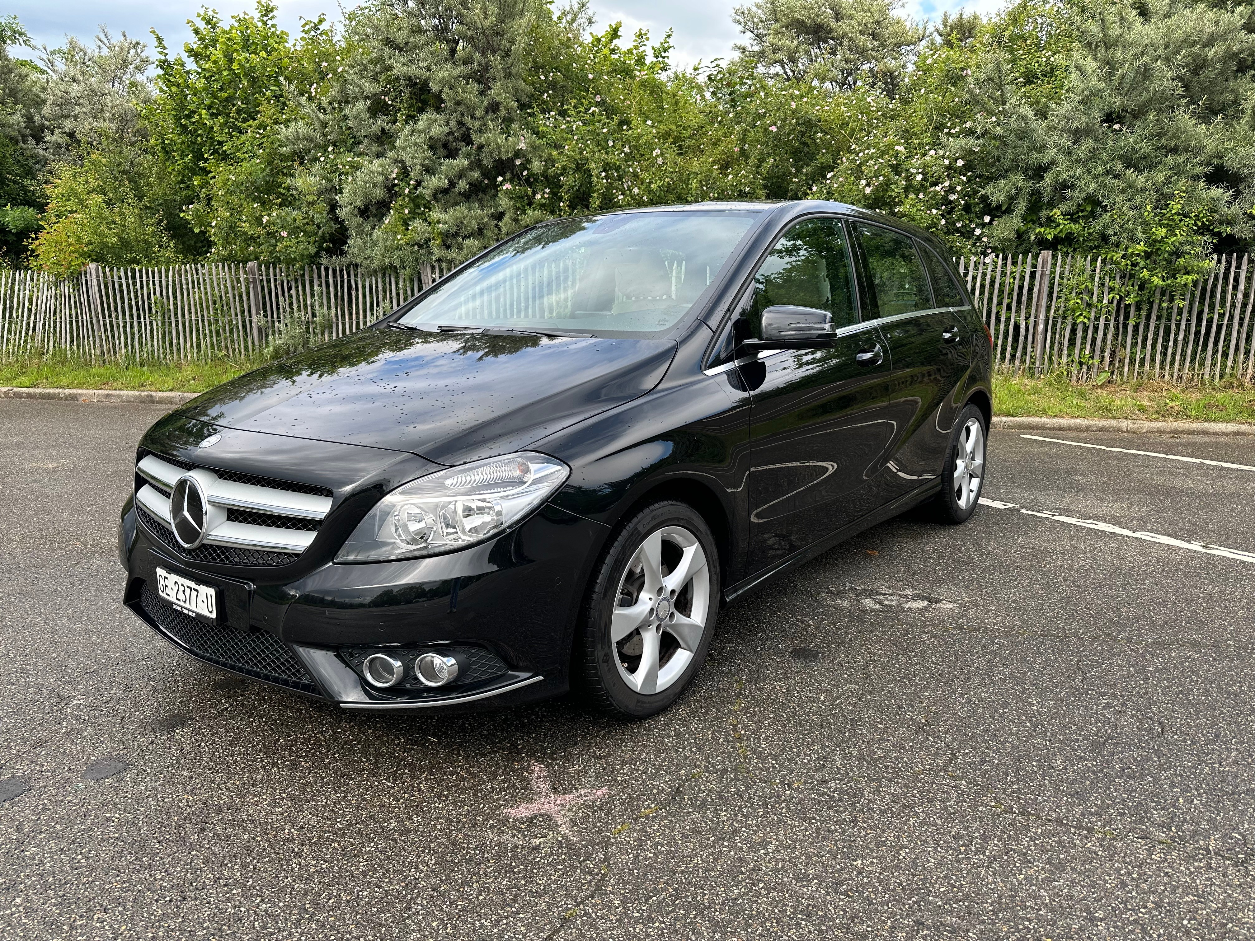 MERCEDES-BENZ B 200 CDI