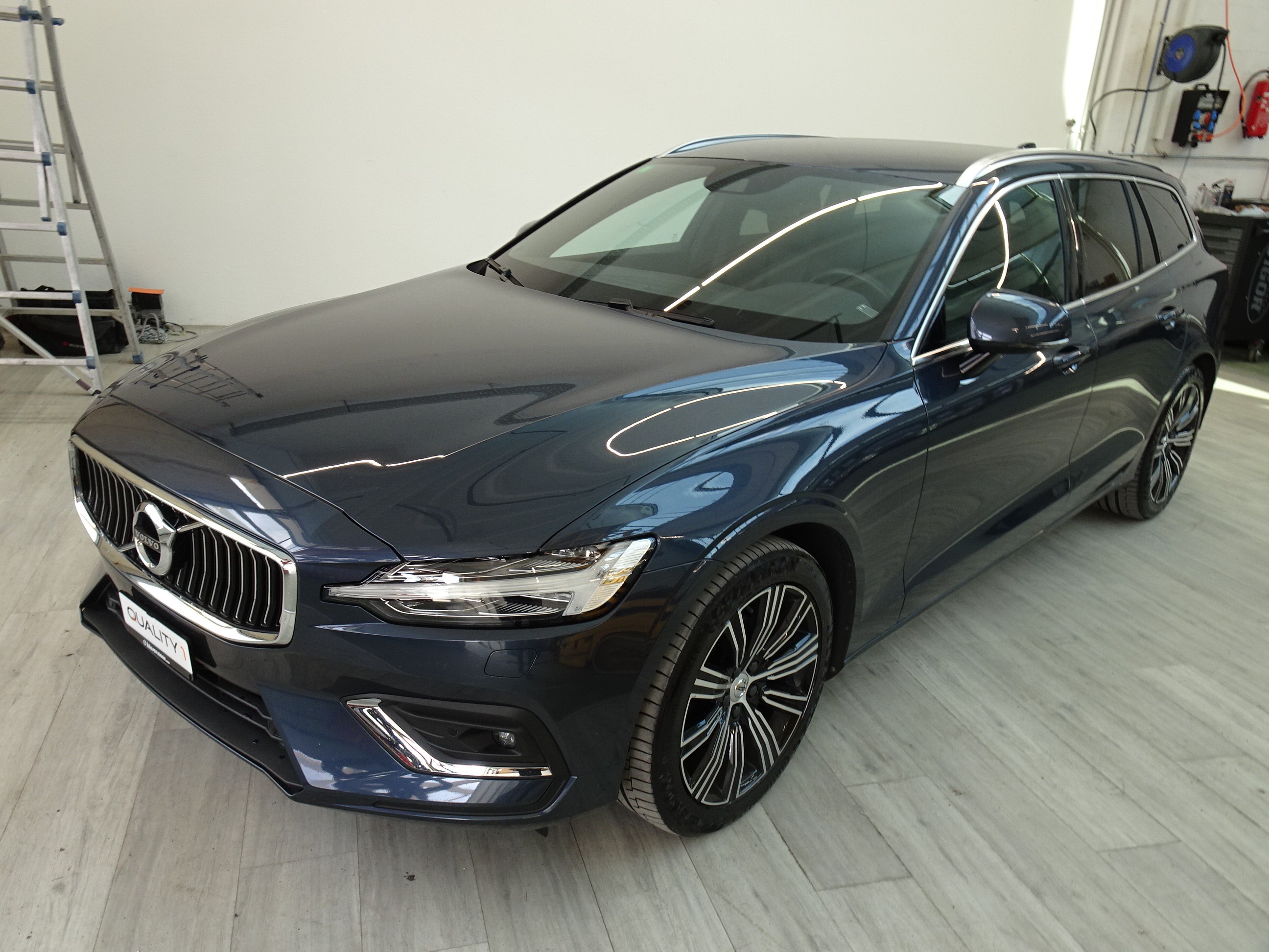 VOLVO V60 D3 Inscription Geartronic